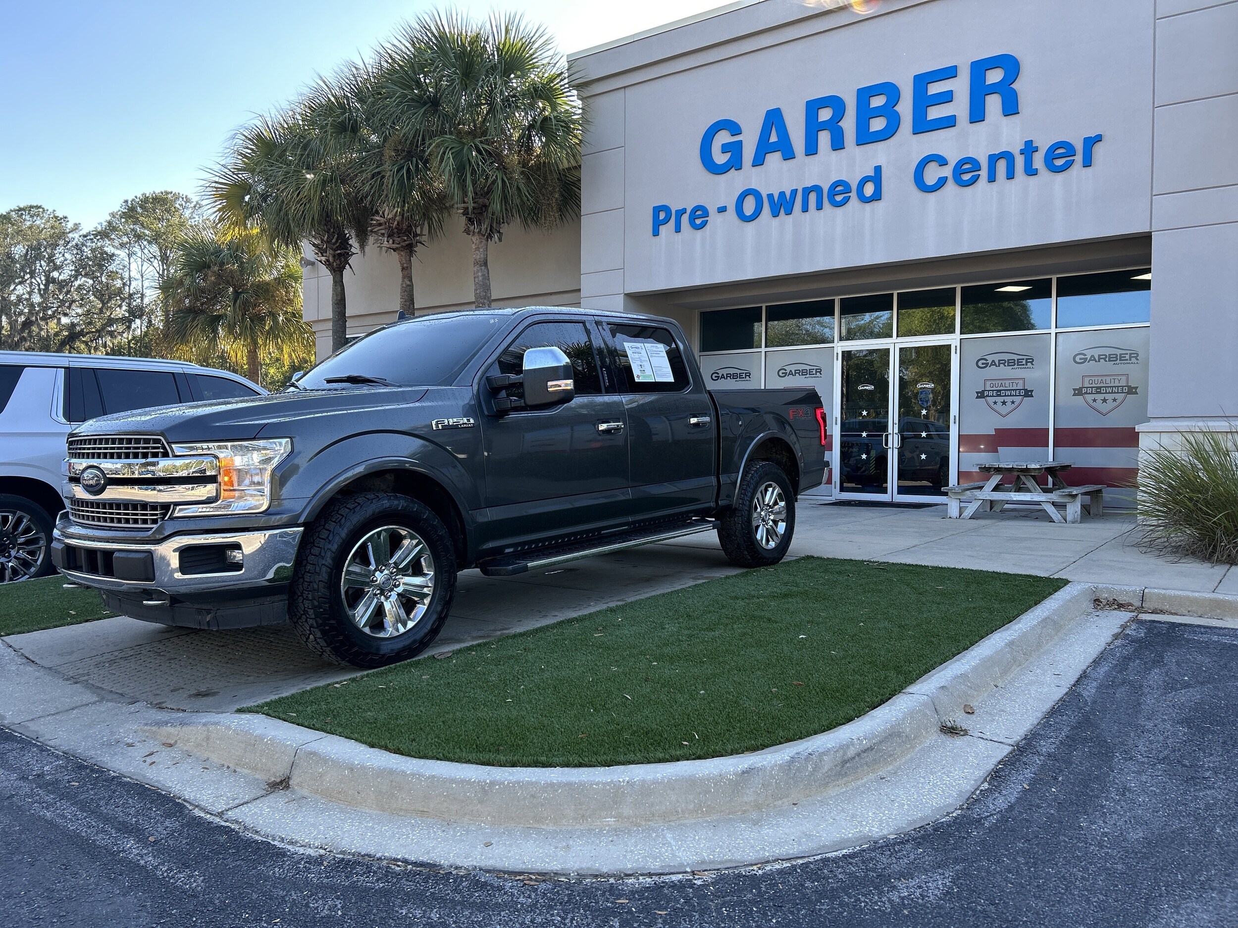 2019 Ford F-150 Lariat photo 3
