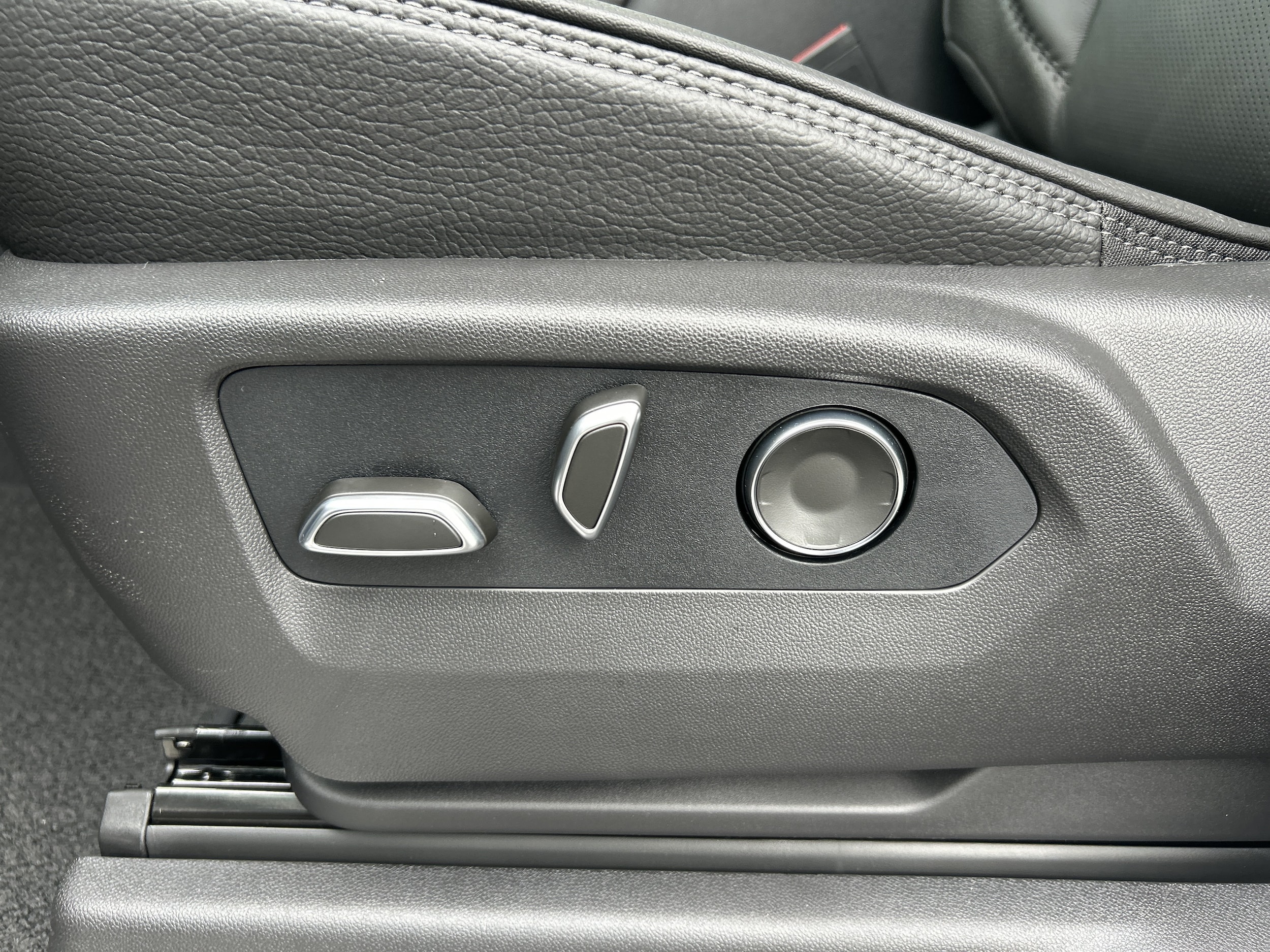 2026 GMC Sierra 1500 Denali - Photo 17