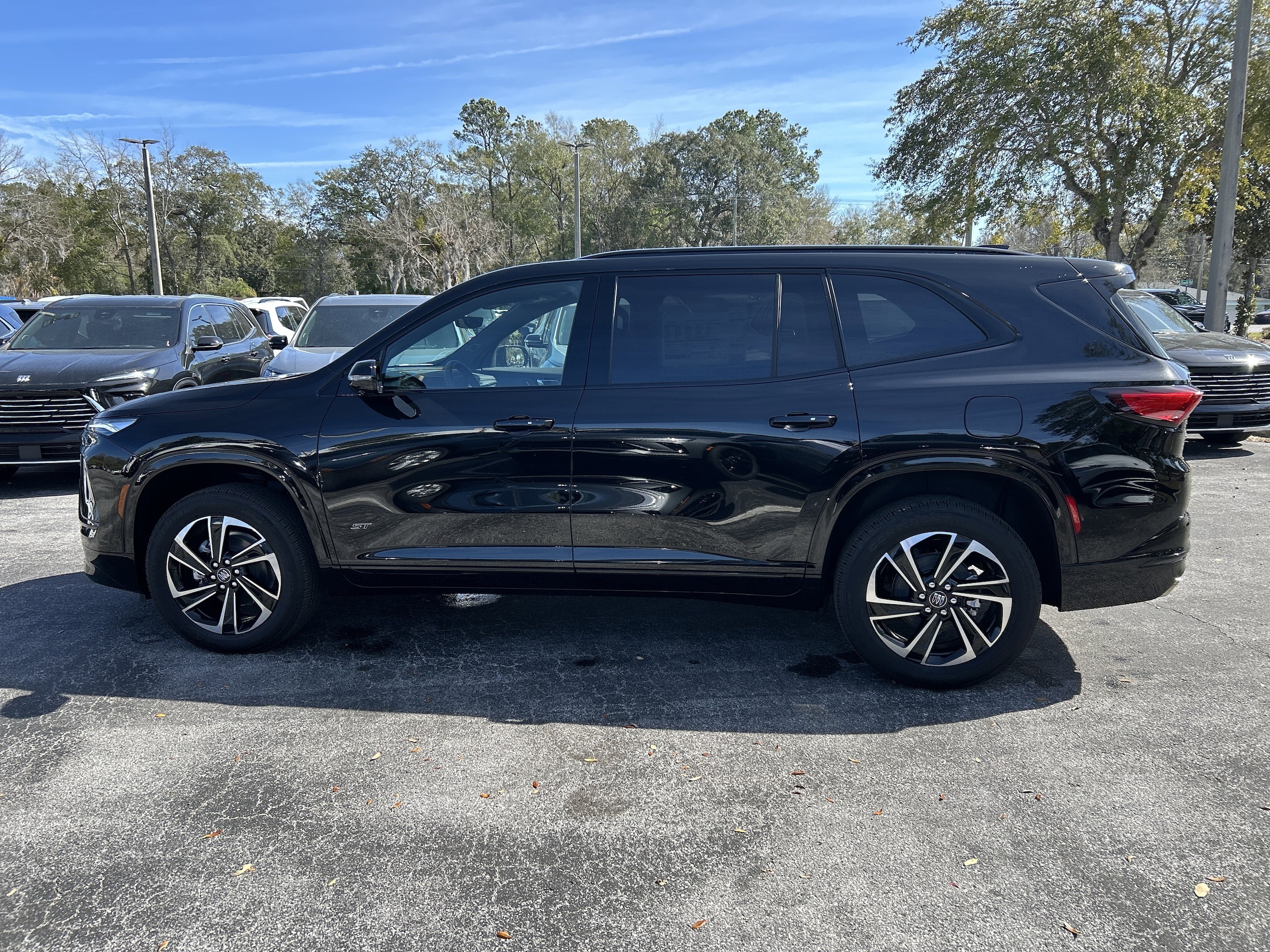 2026 Buick Enclave Sport Touring - Photo 7