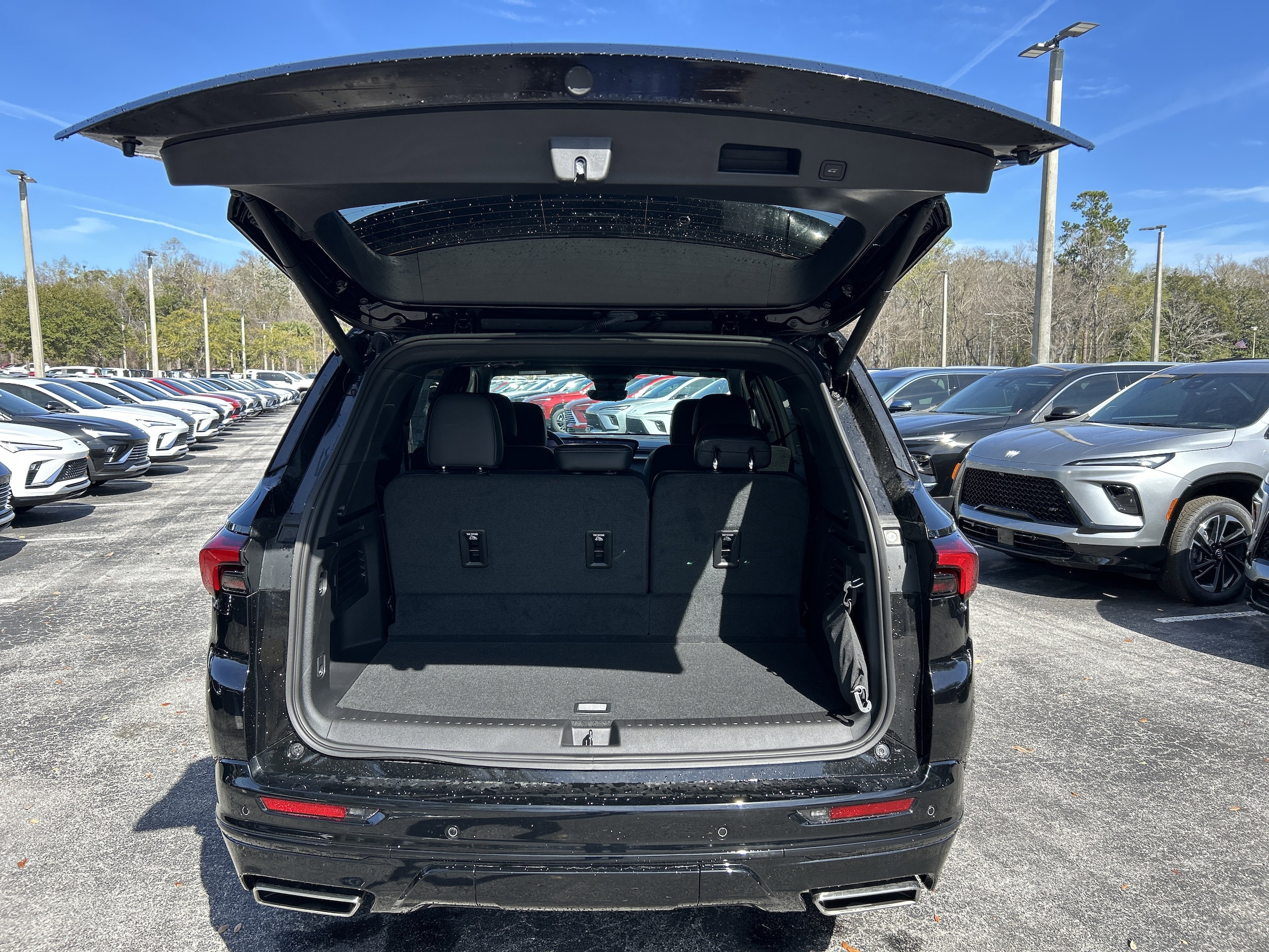 2026 Buick Enclave Sport Touring - Photo 10