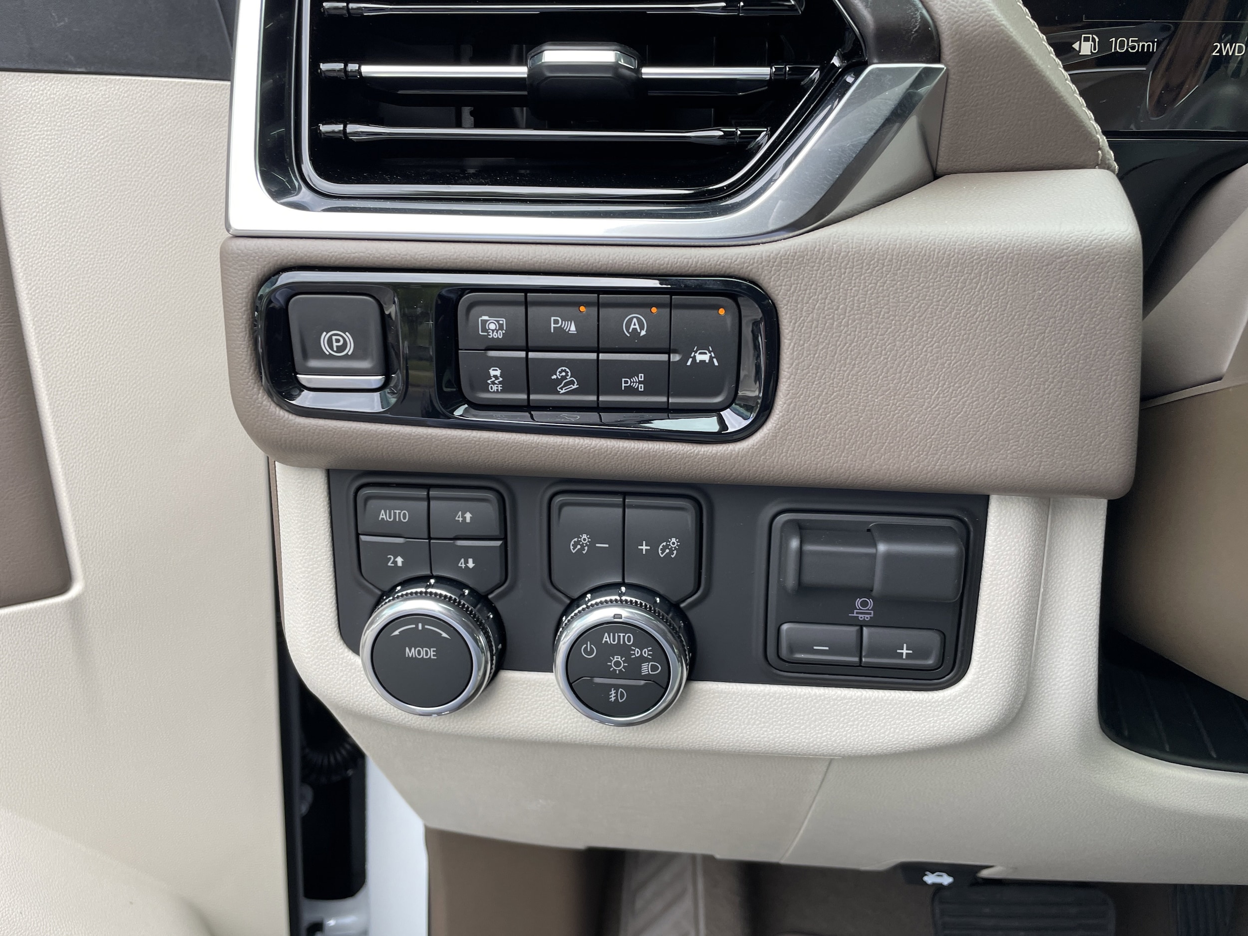 2026 GMC Yukon Denali - Photo 20