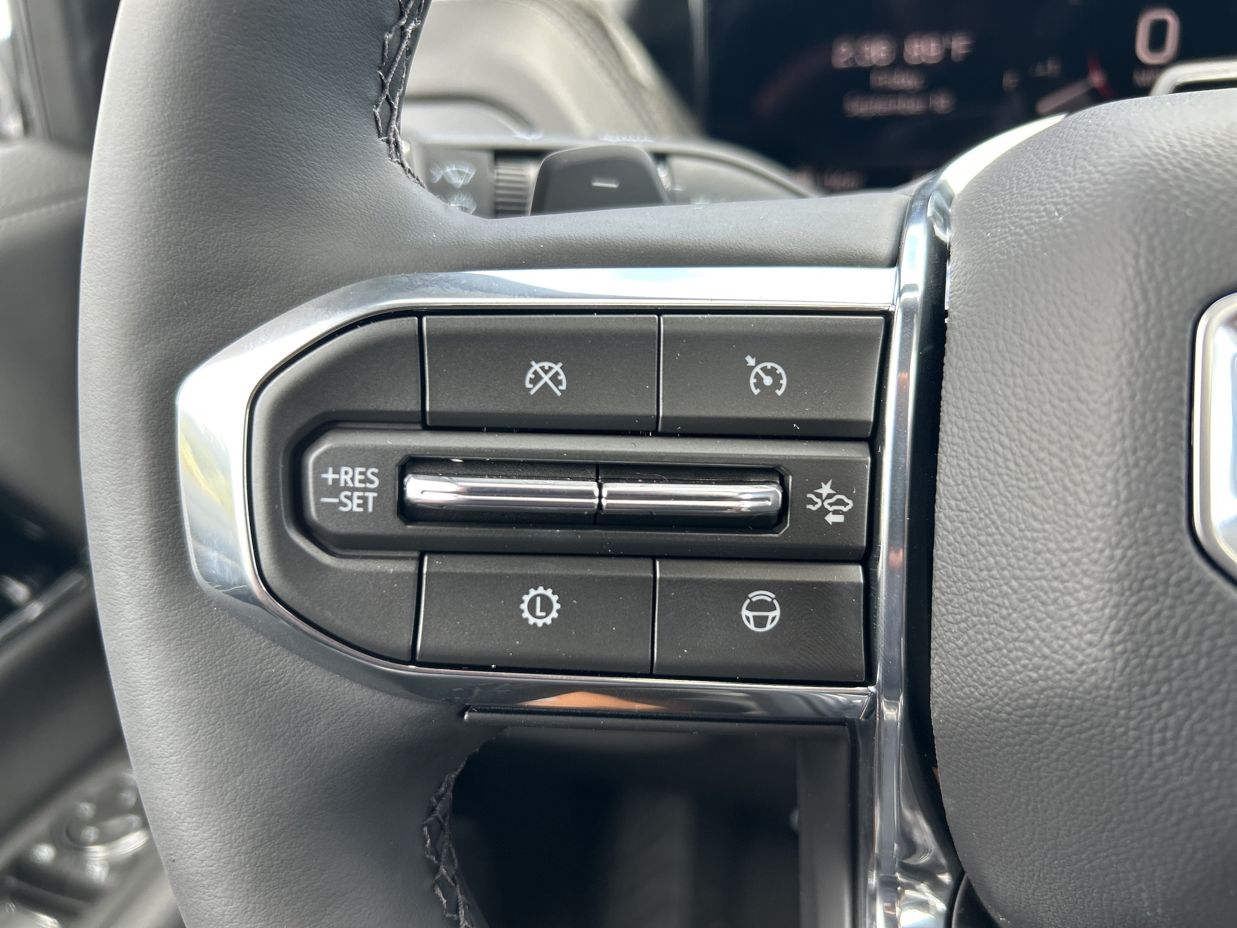 2026 GMC Yukon XL Denali - Photo 22