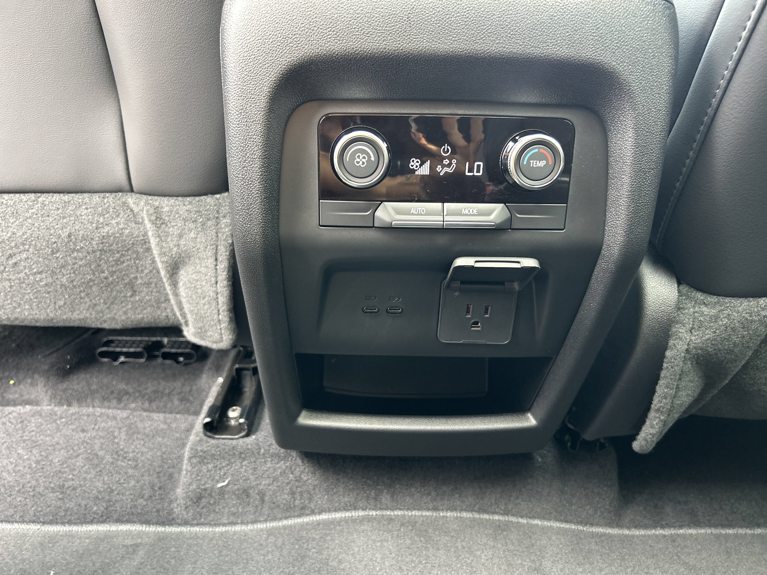2026 Buick Enclave Sport Touring - Photo 46