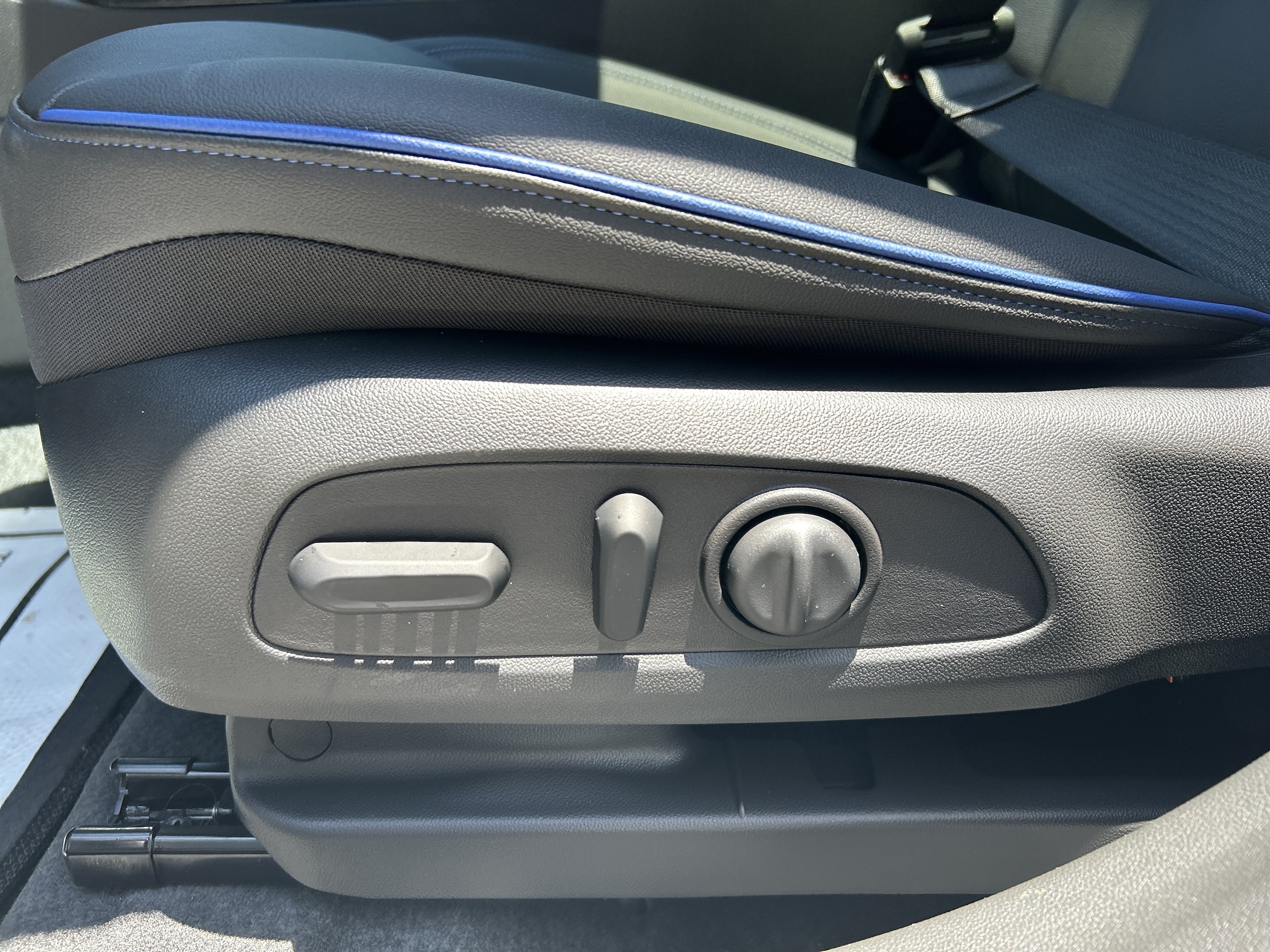 2026 Buick Envista Sport Touring - Photo 16