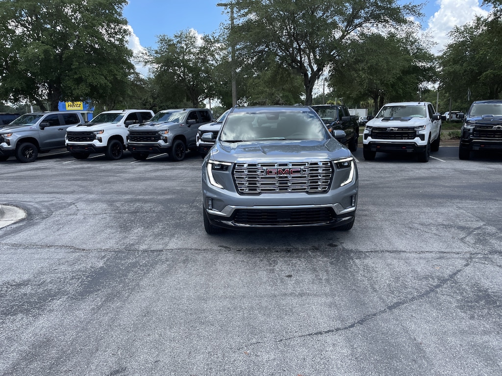 New 2026 GMC Acadia Denali SUV