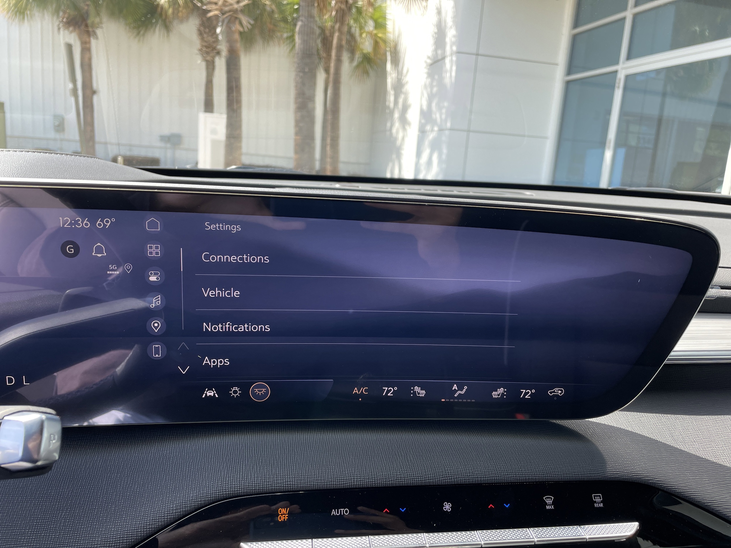 2026 Buick Enclave Preferred - Photo 23