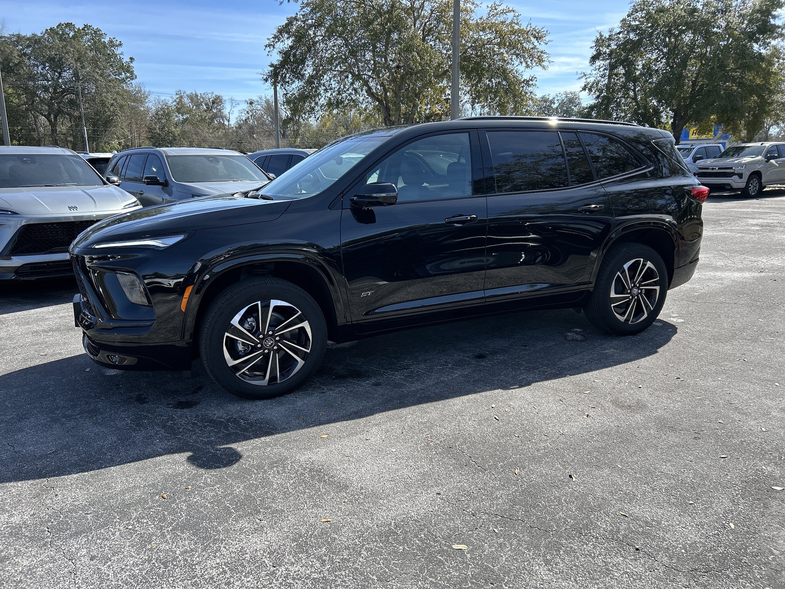 2026 Buick Enclave Sport Touring - Photo 6