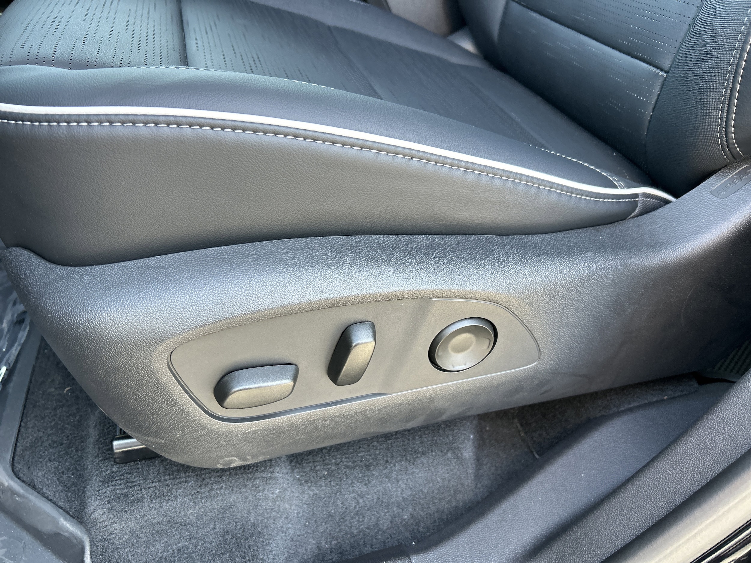 2026 Buick Enclave Sport Touring - Photo 22