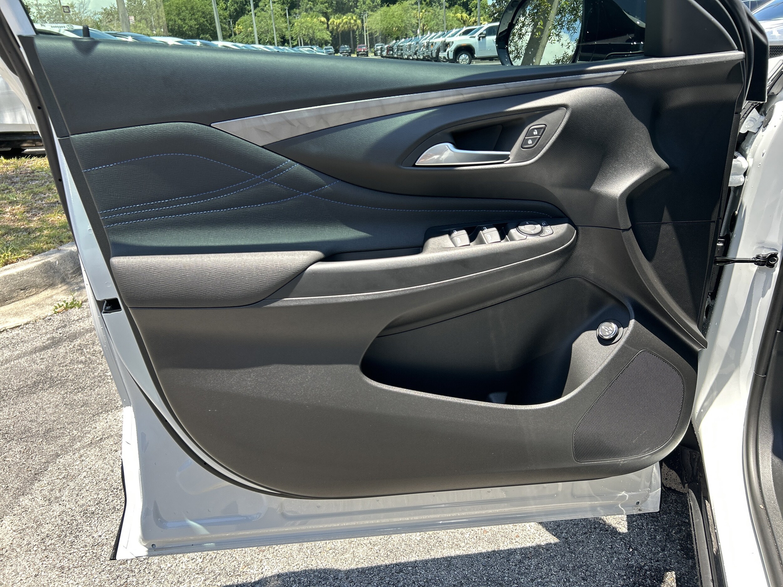 2026 Buick Envista Sport Touring - Photo 11