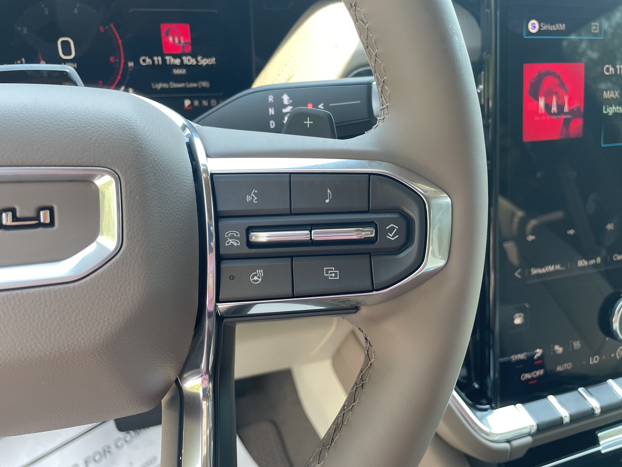 2026 GMC Yukon XL Denali - Photo 18
