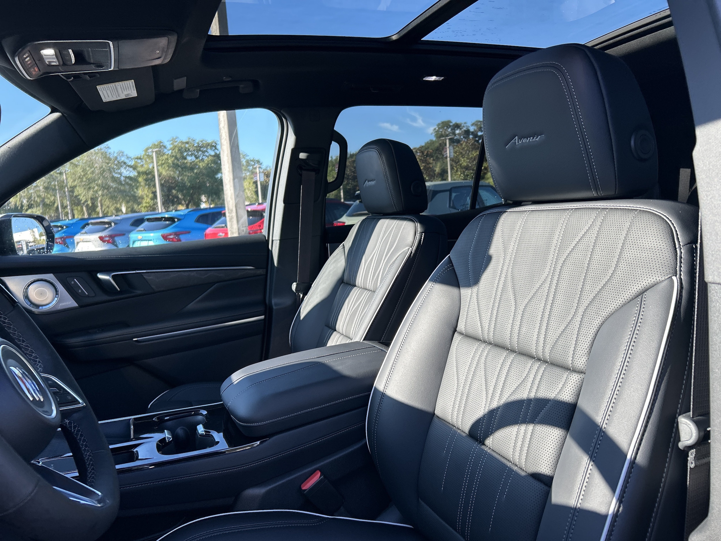 2027 Buick Enclave Avenir - Photo 15