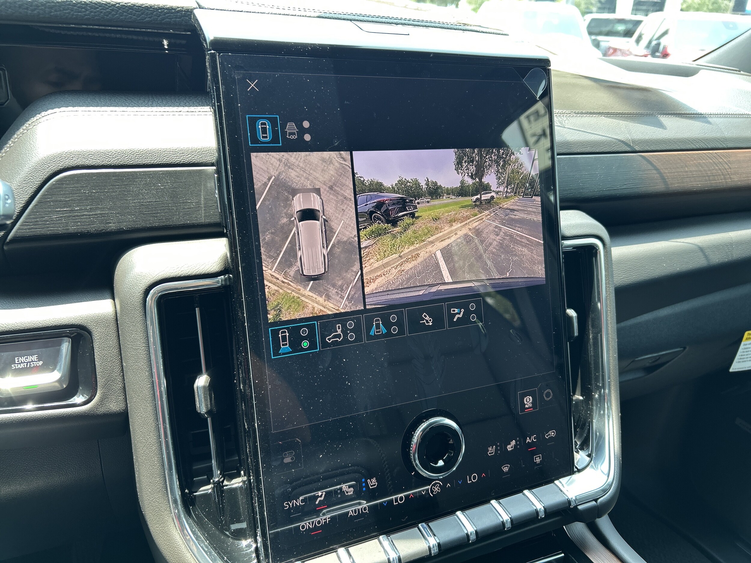 2026 GMC Yukon XL Denali - Photo 33