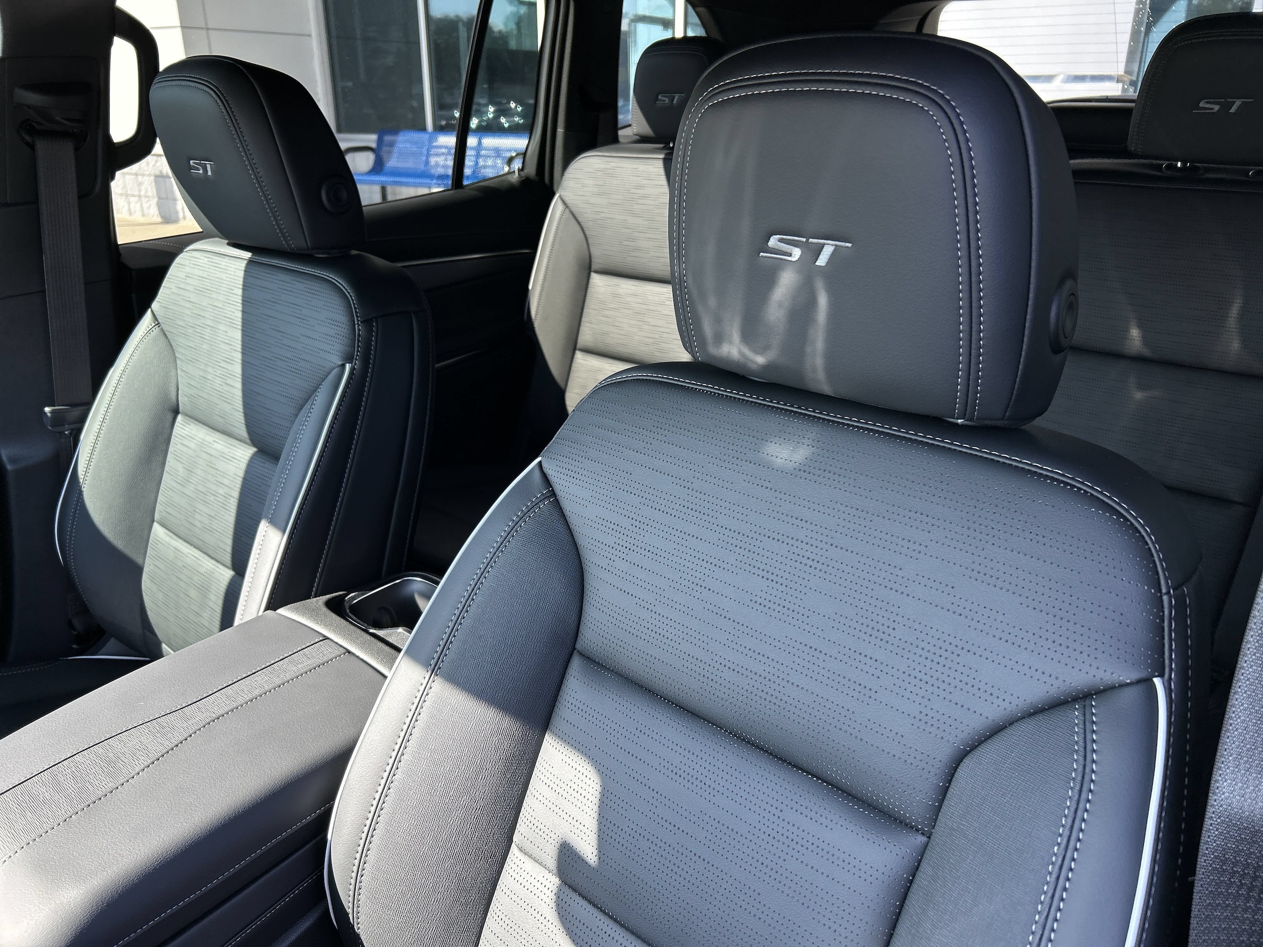 2026 Buick Enclave Sport Touring - Photo 24