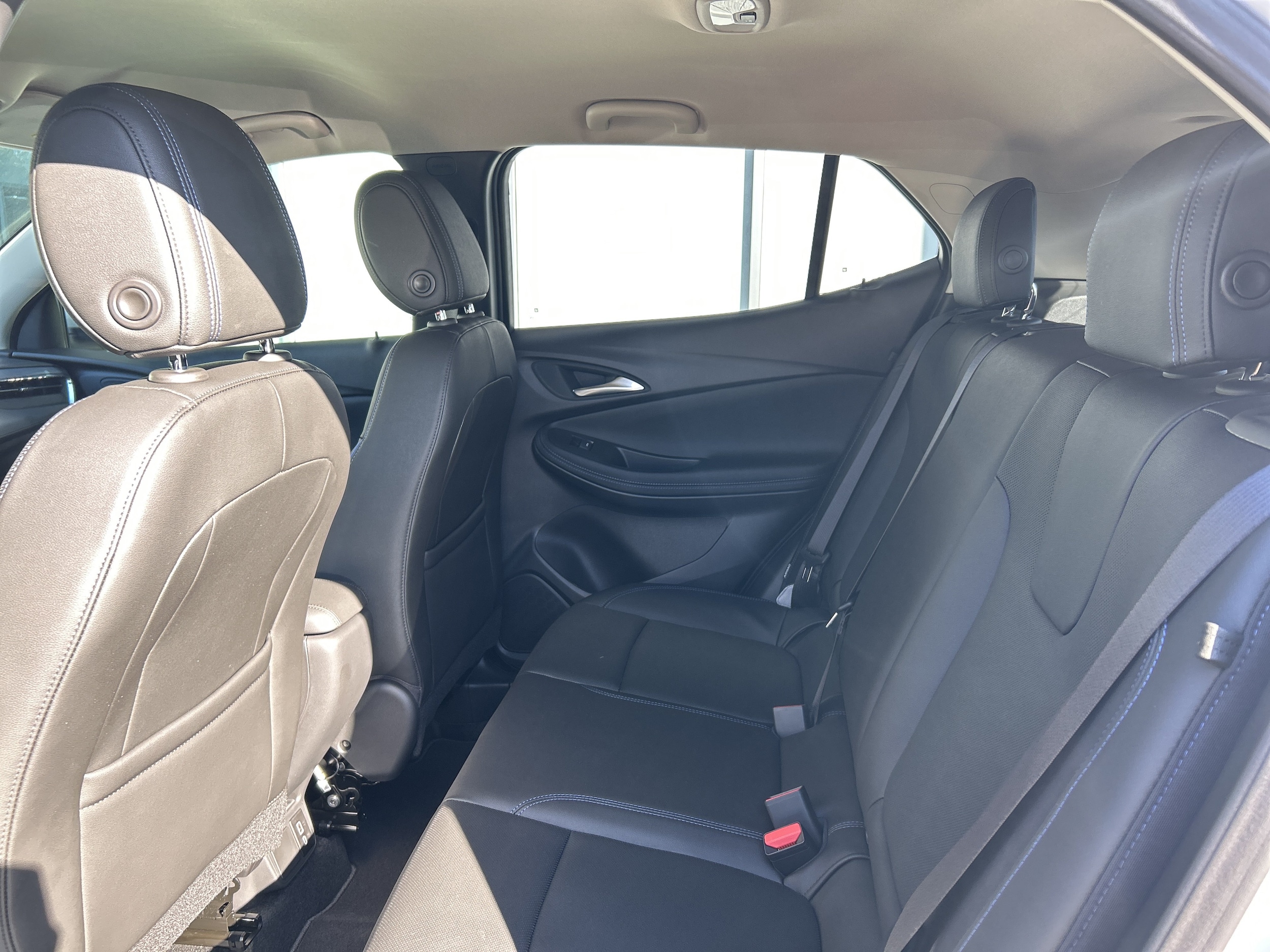 2026 Buick Encore GX Sport Touring - Photo 25