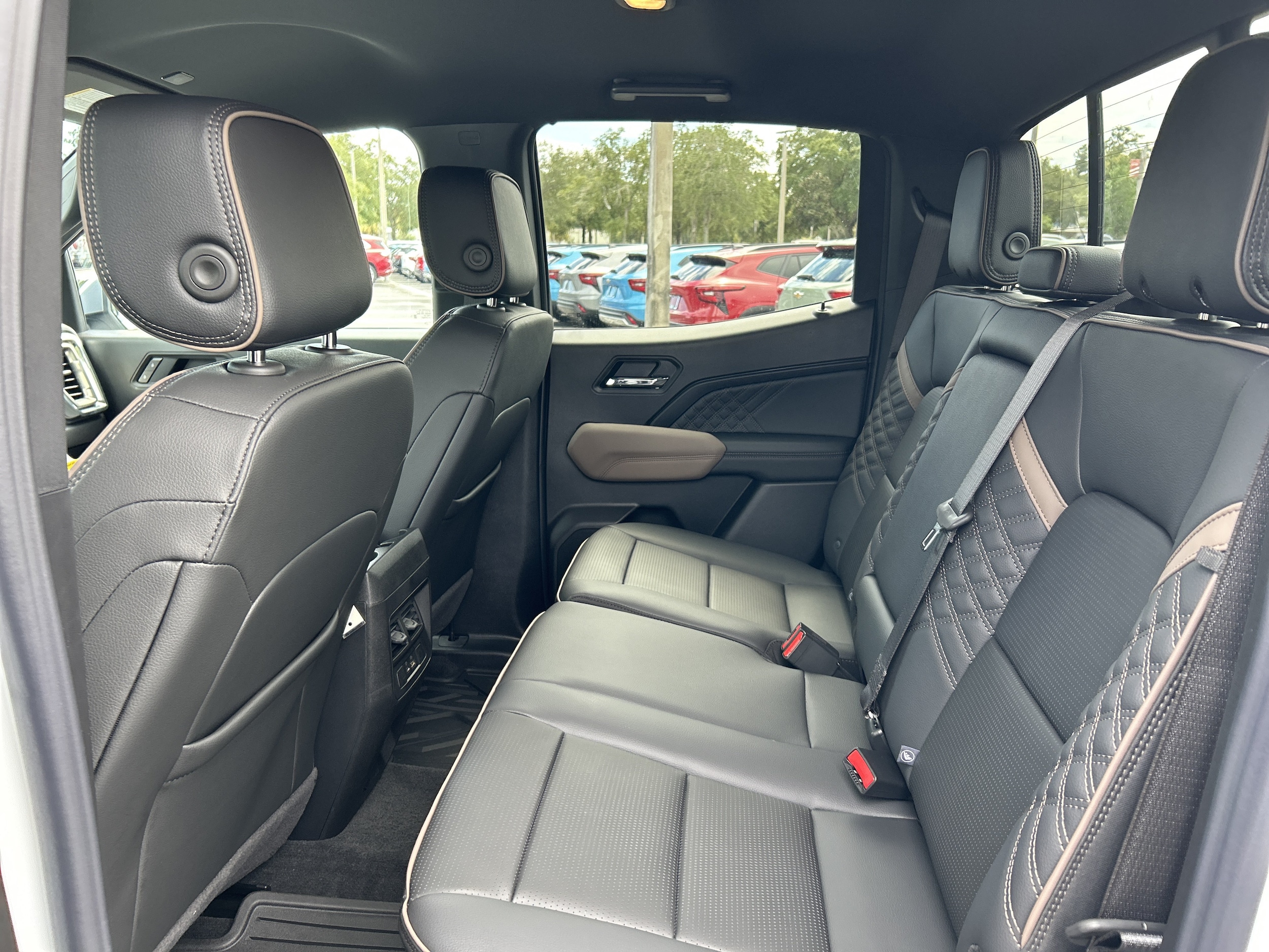 2026 GMC Canyon Denali - Photo 34