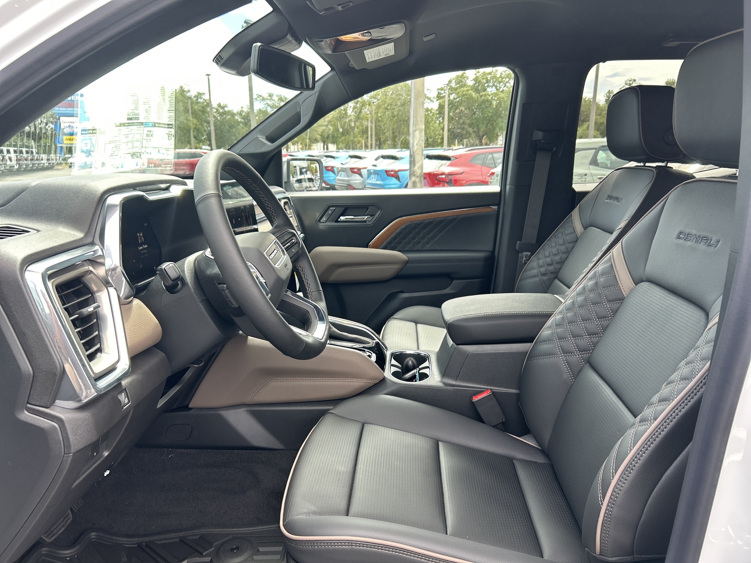 2026 GMC Canyon Denali - Photo 13