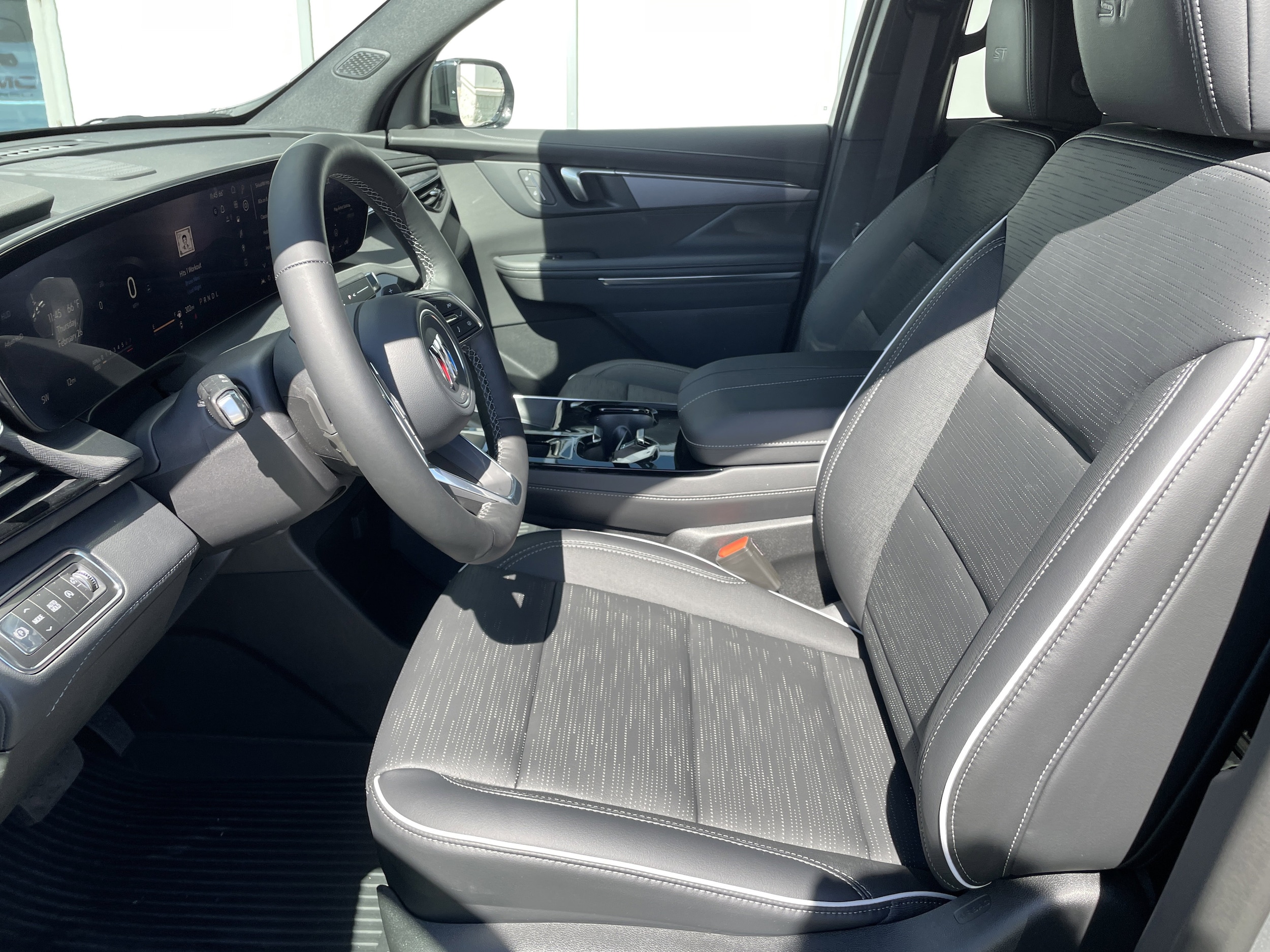2026 Buick Enclave Sport Touring - Photo 11