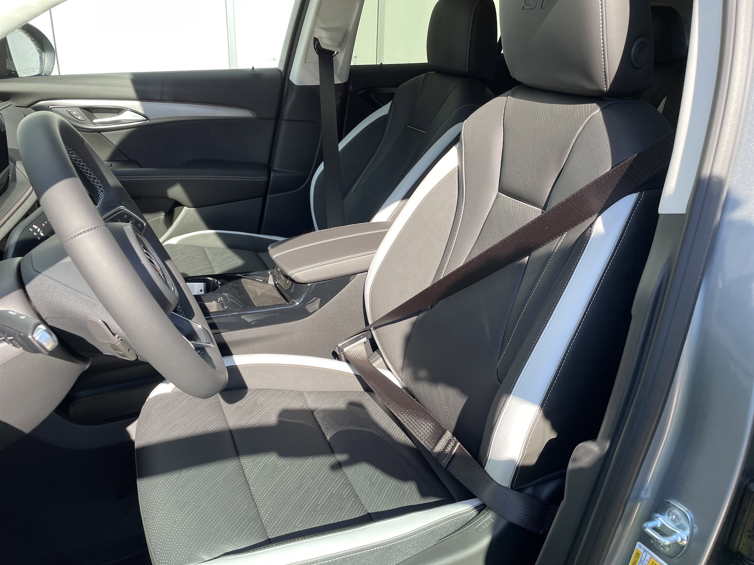 2026 Buick Envision Sport Touring - Photo 14