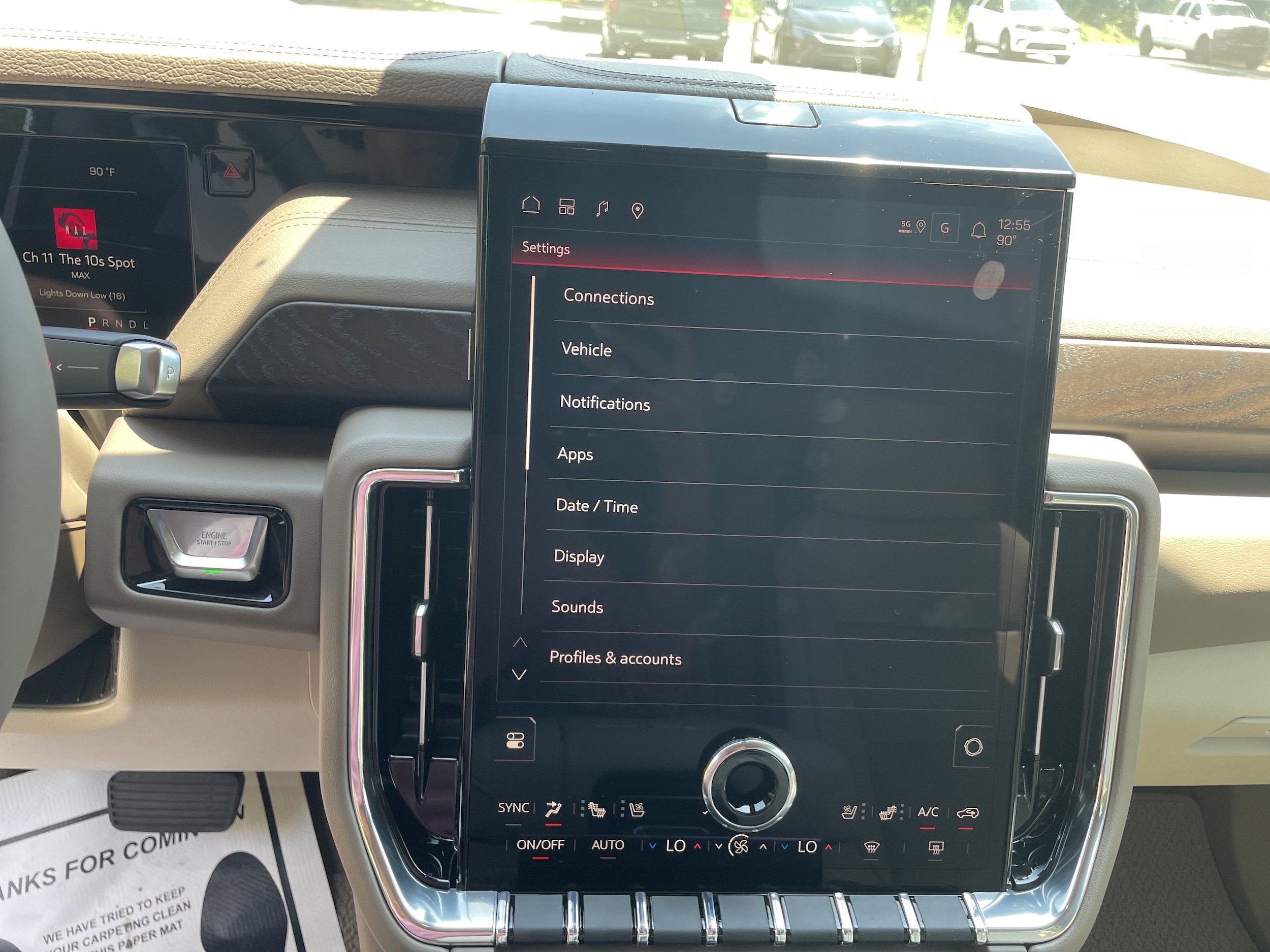 2026 GMC Yukon XL Denali - Photo 24