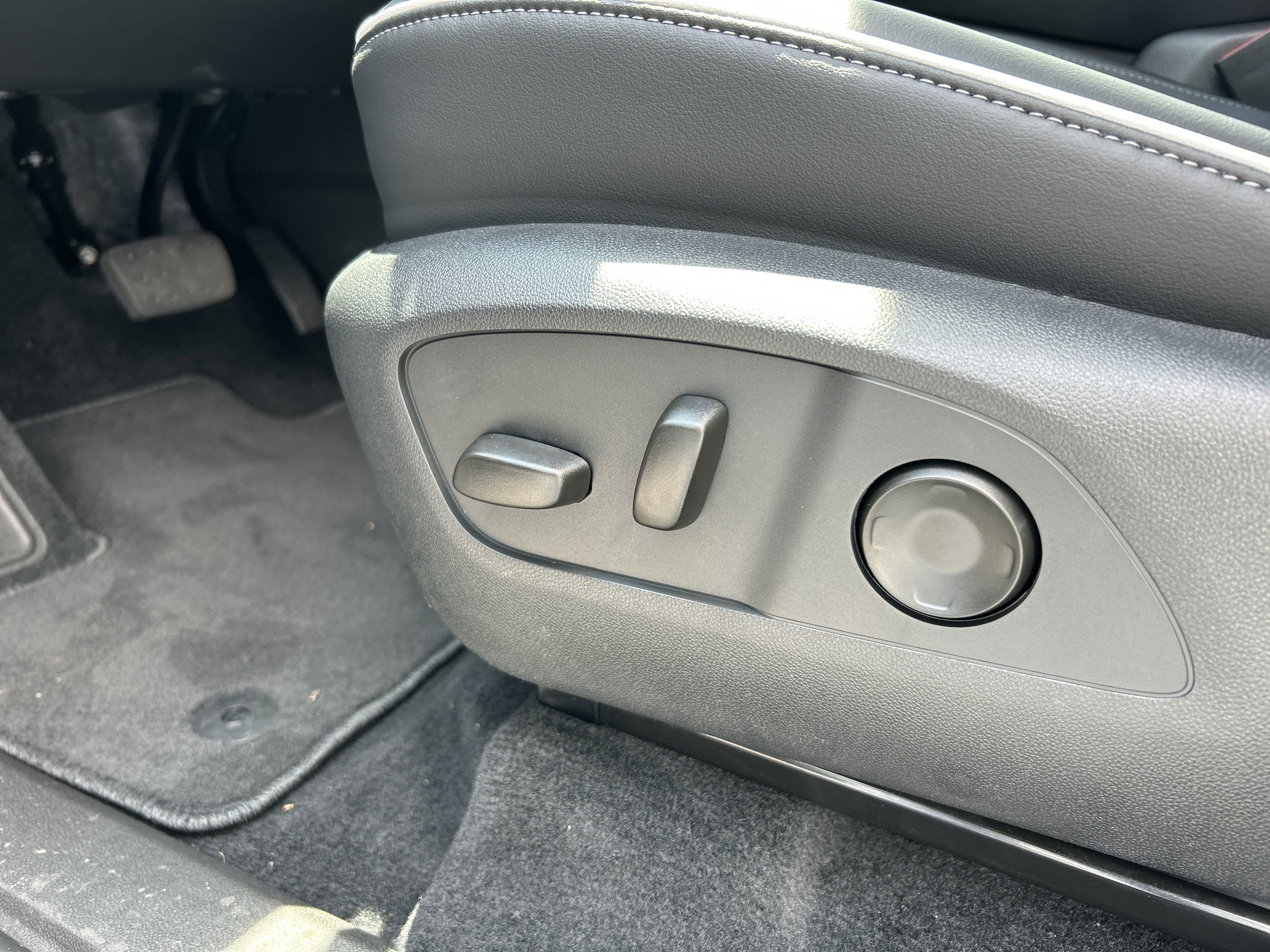 2026 Buick Enclave Sport Touring - Photo 12