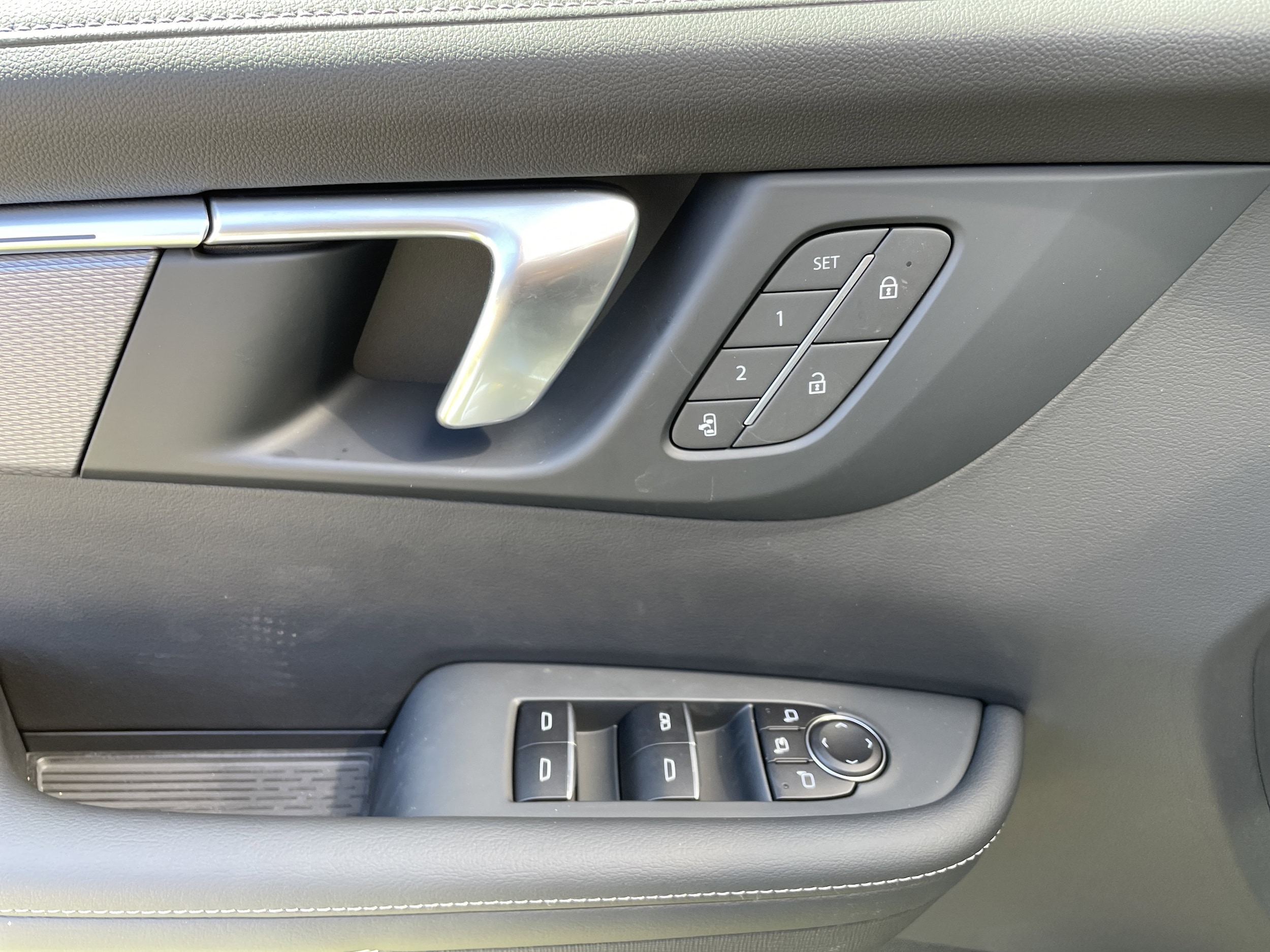 2026 Buick Enclave Sport Touring - Photo 9