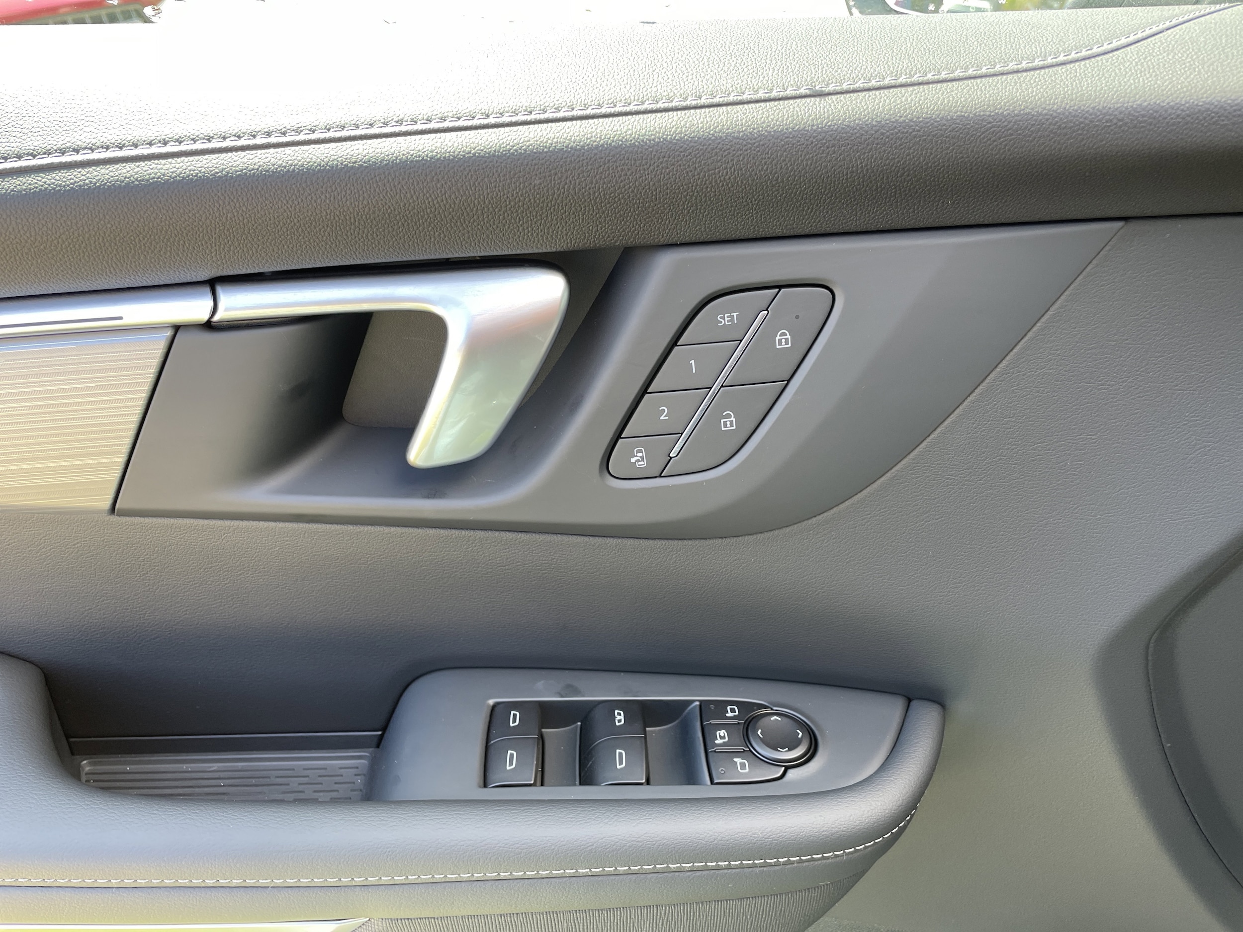 2026 Buick Enclave Preferred - Photo 9