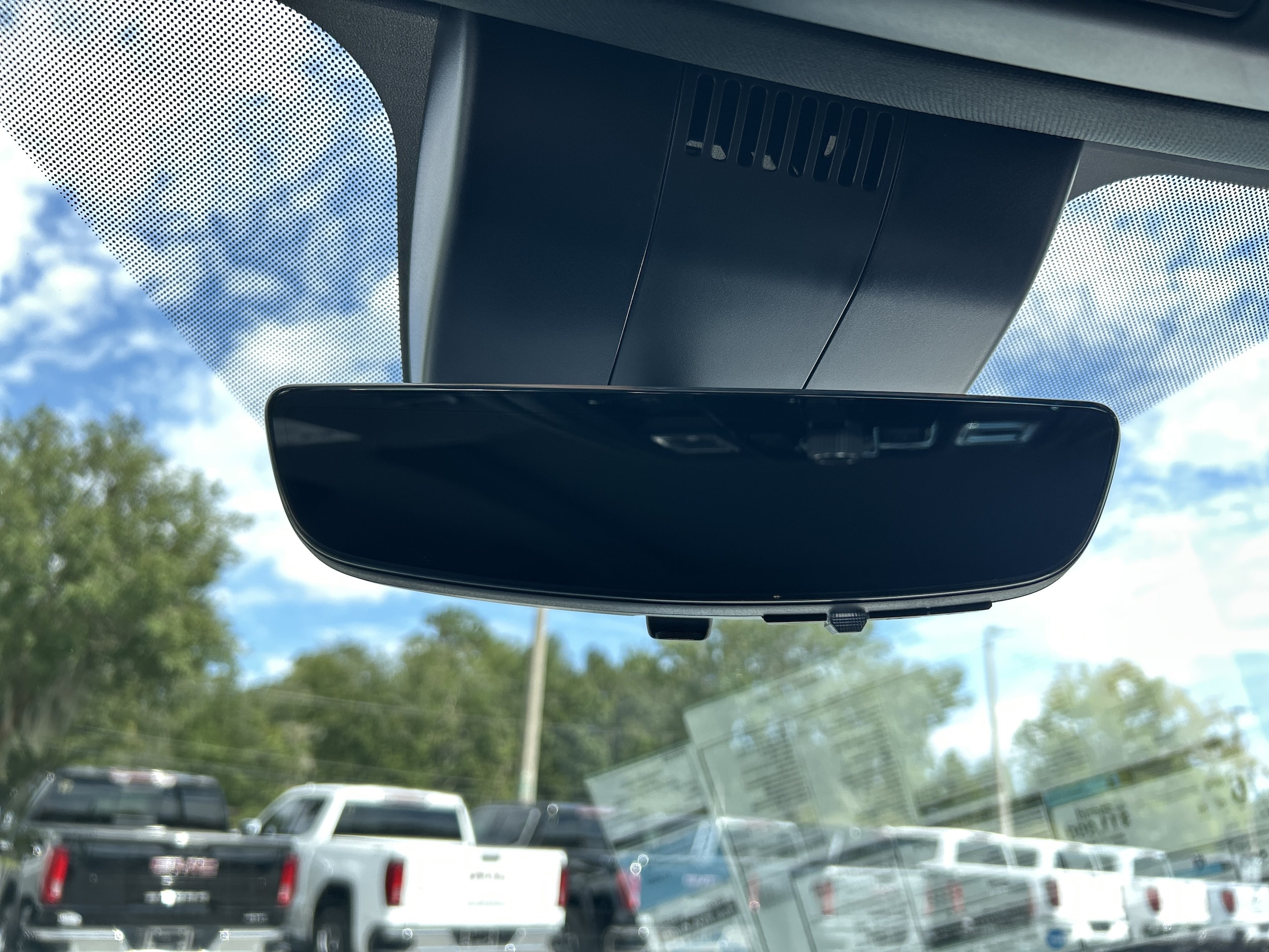 2026 GMC Yukon XL Denali - Photo 38