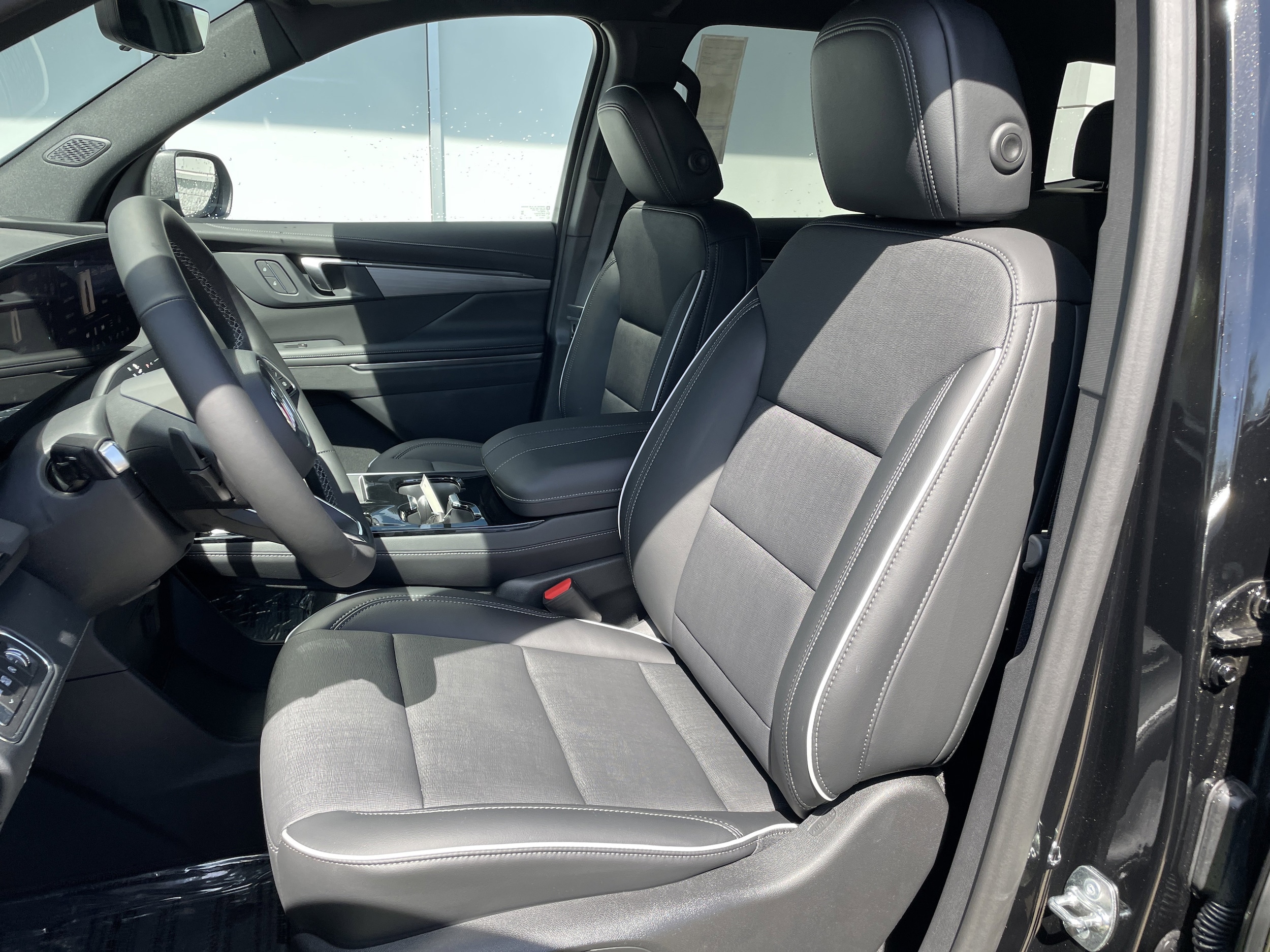 2026 Buick Enclave Preferred - Photo 12
