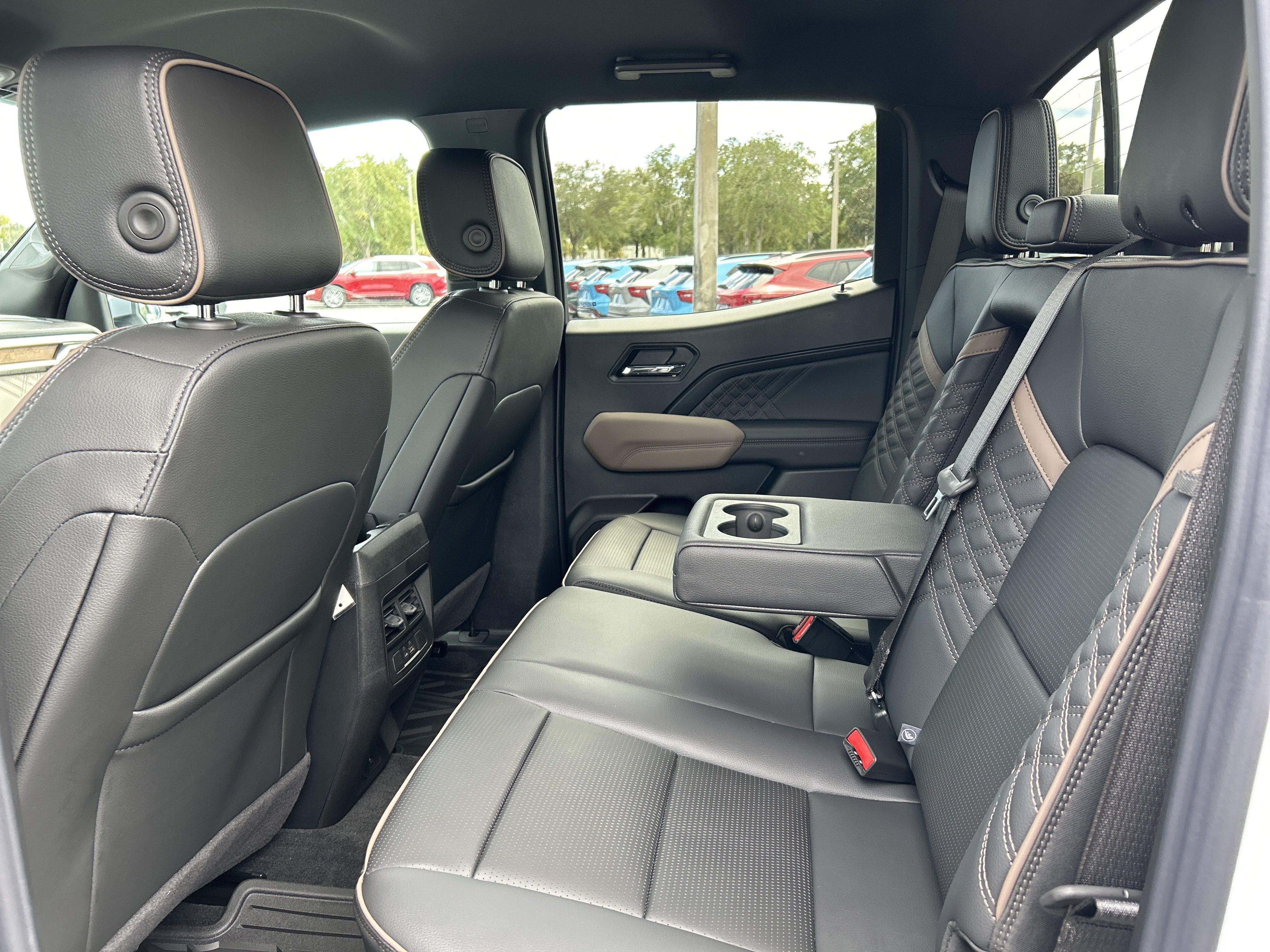 2026 GMC Canyon Denali - Photo 36