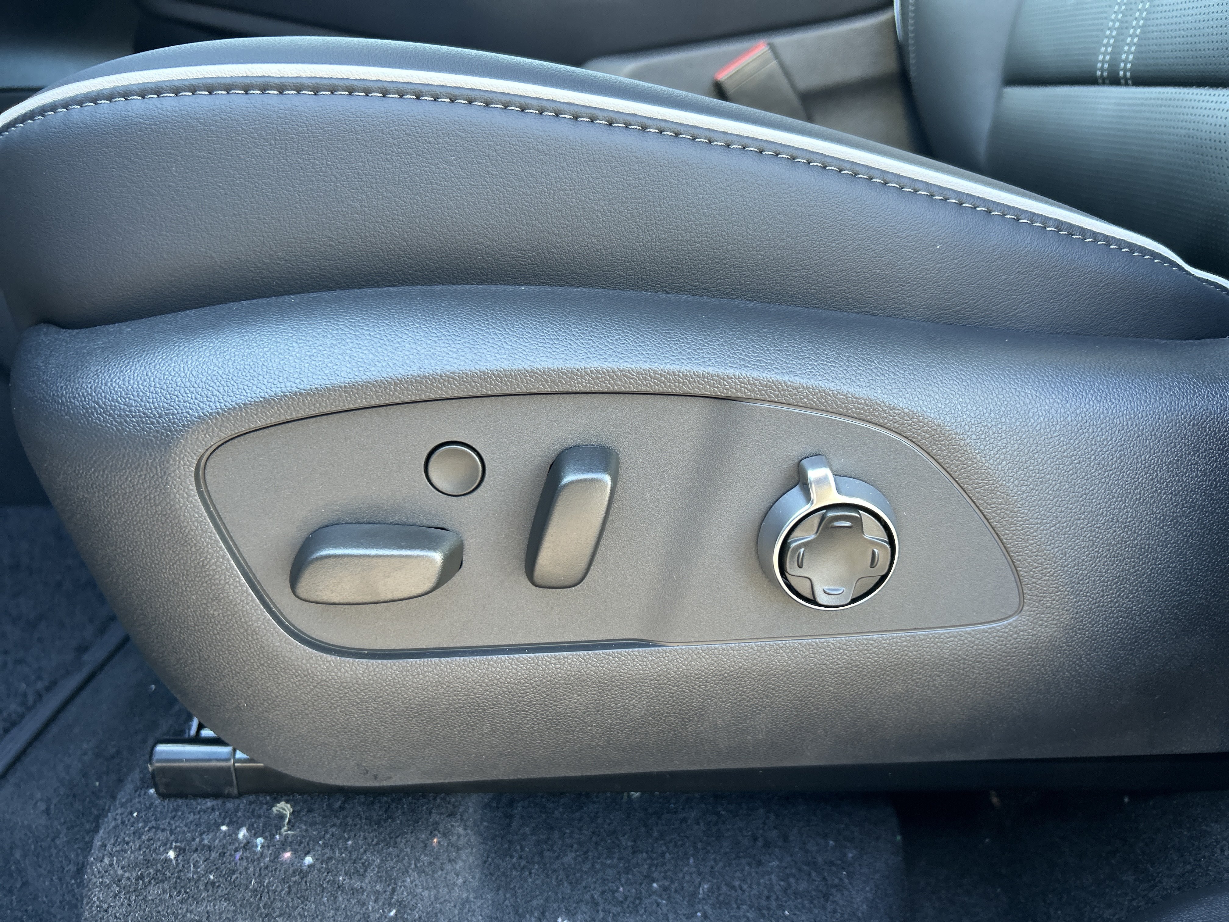 2027 Buick Enclave Avenir - Photo 17