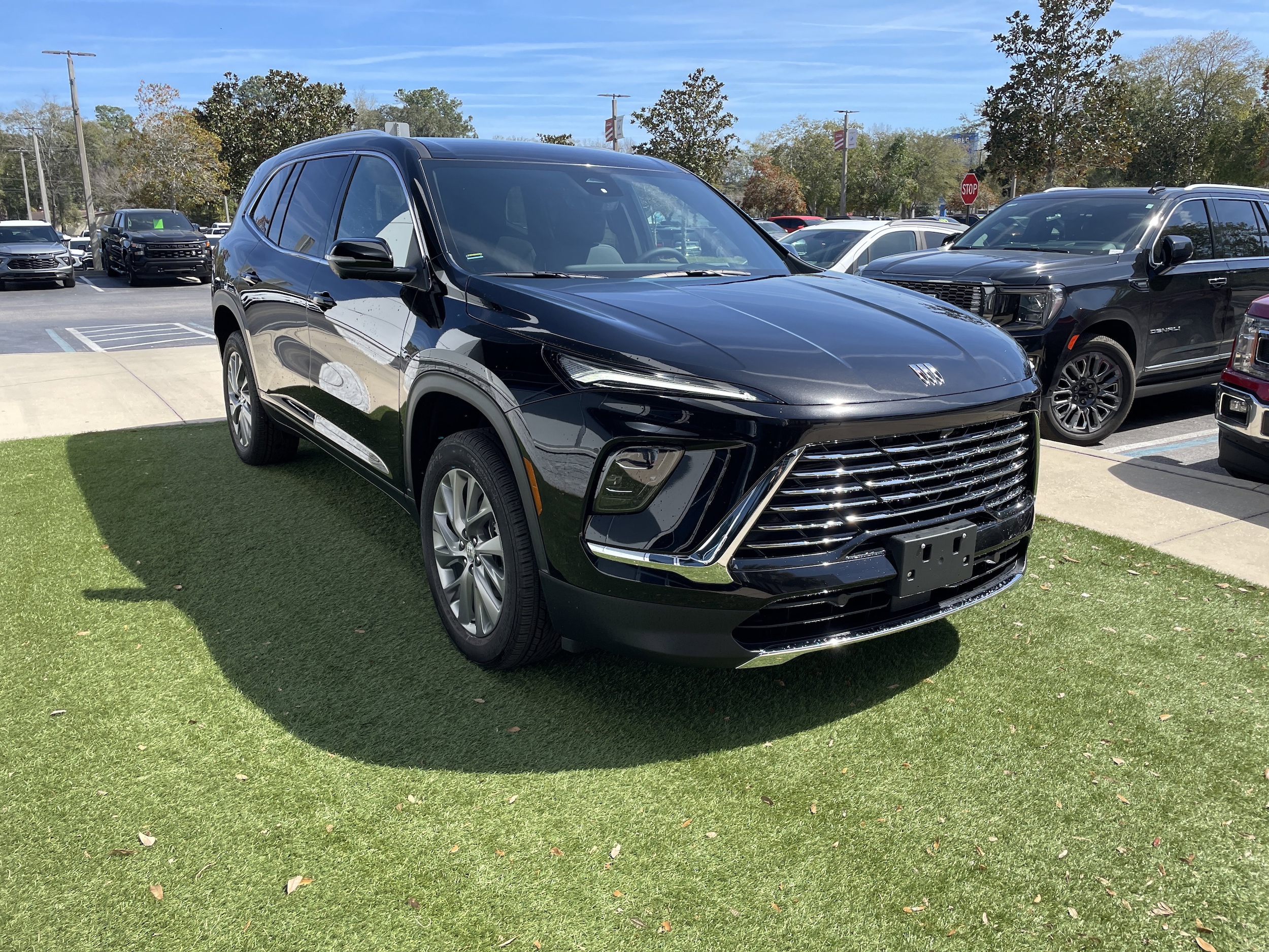 2026 Buick Enclave Preferred - Photo 3