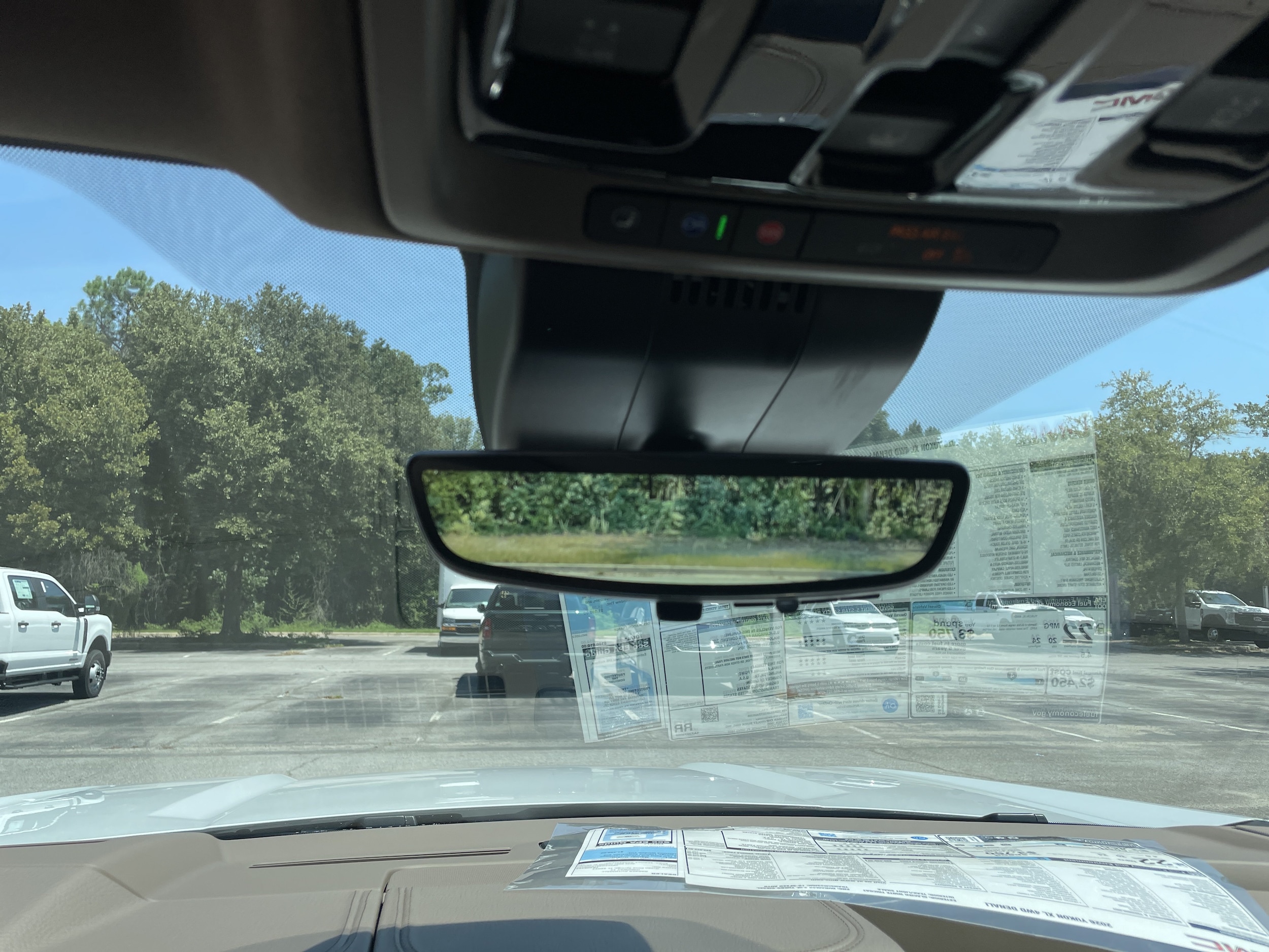 2026 GMC Yukon XL Denali - Photo 32