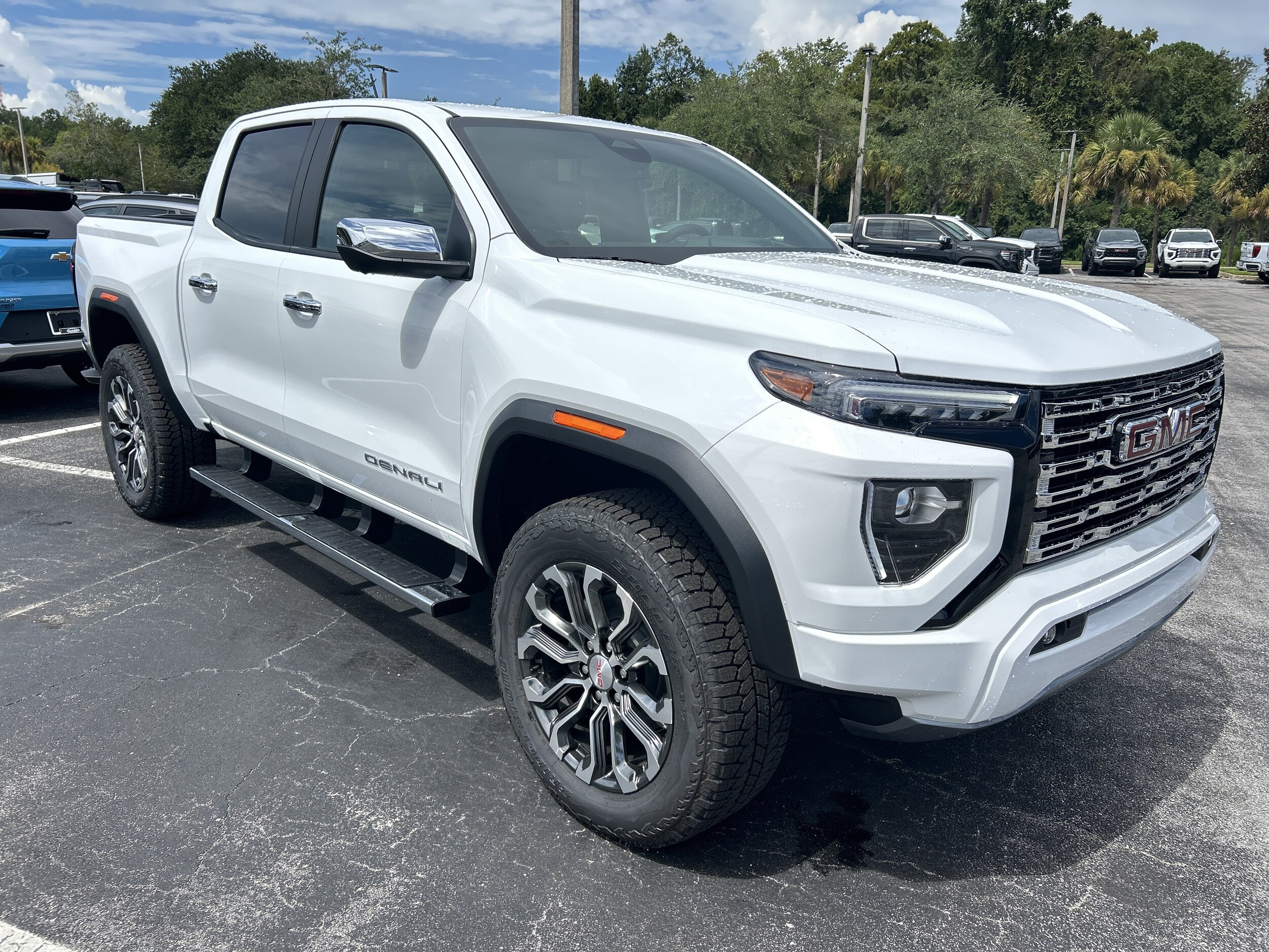 2026 GMC Canyon Denali - Photo 8