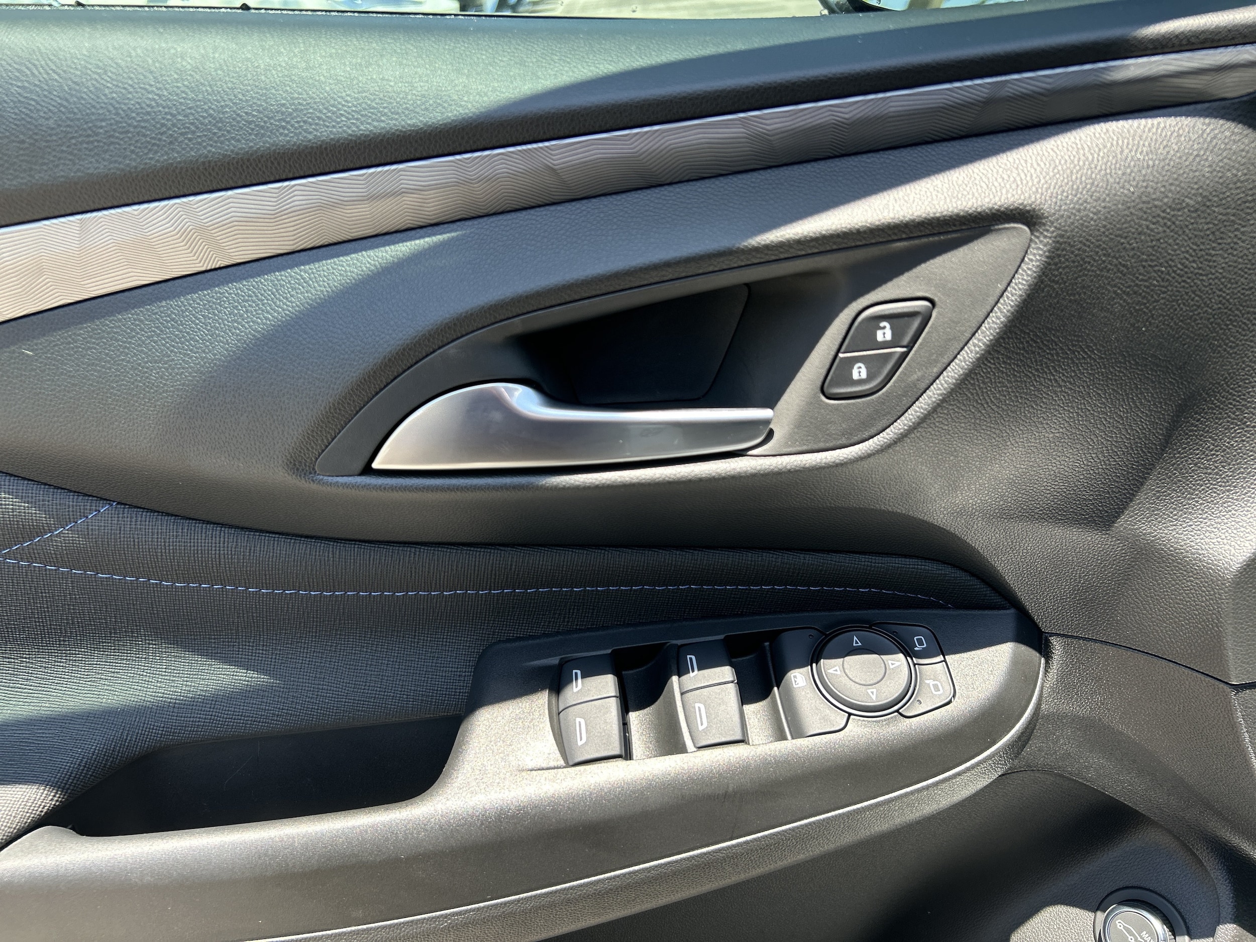 2026 Buick Envista Sport Touring - Photo 12