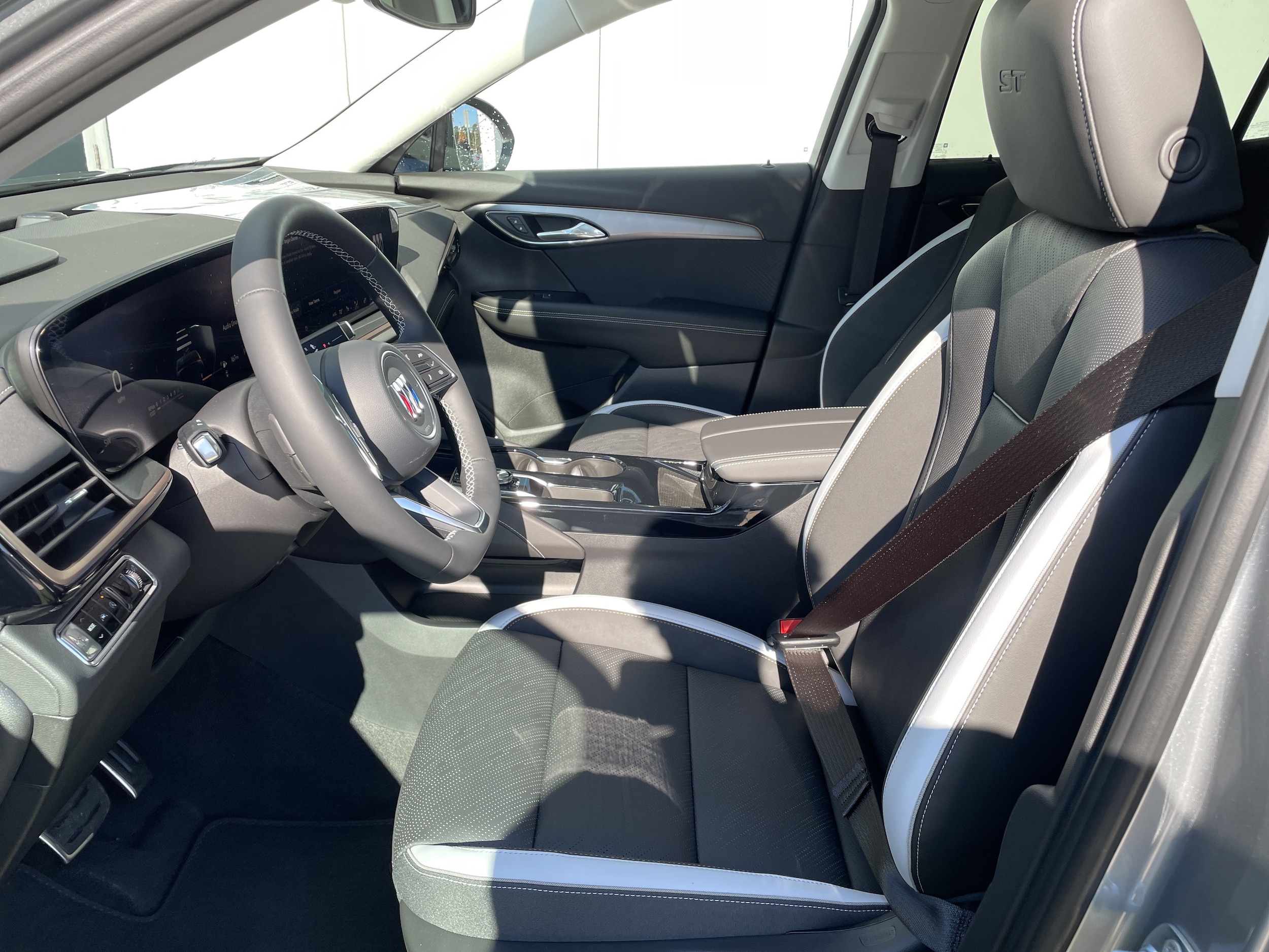 2026 Buick Envision Sport Touring - Photo 11
