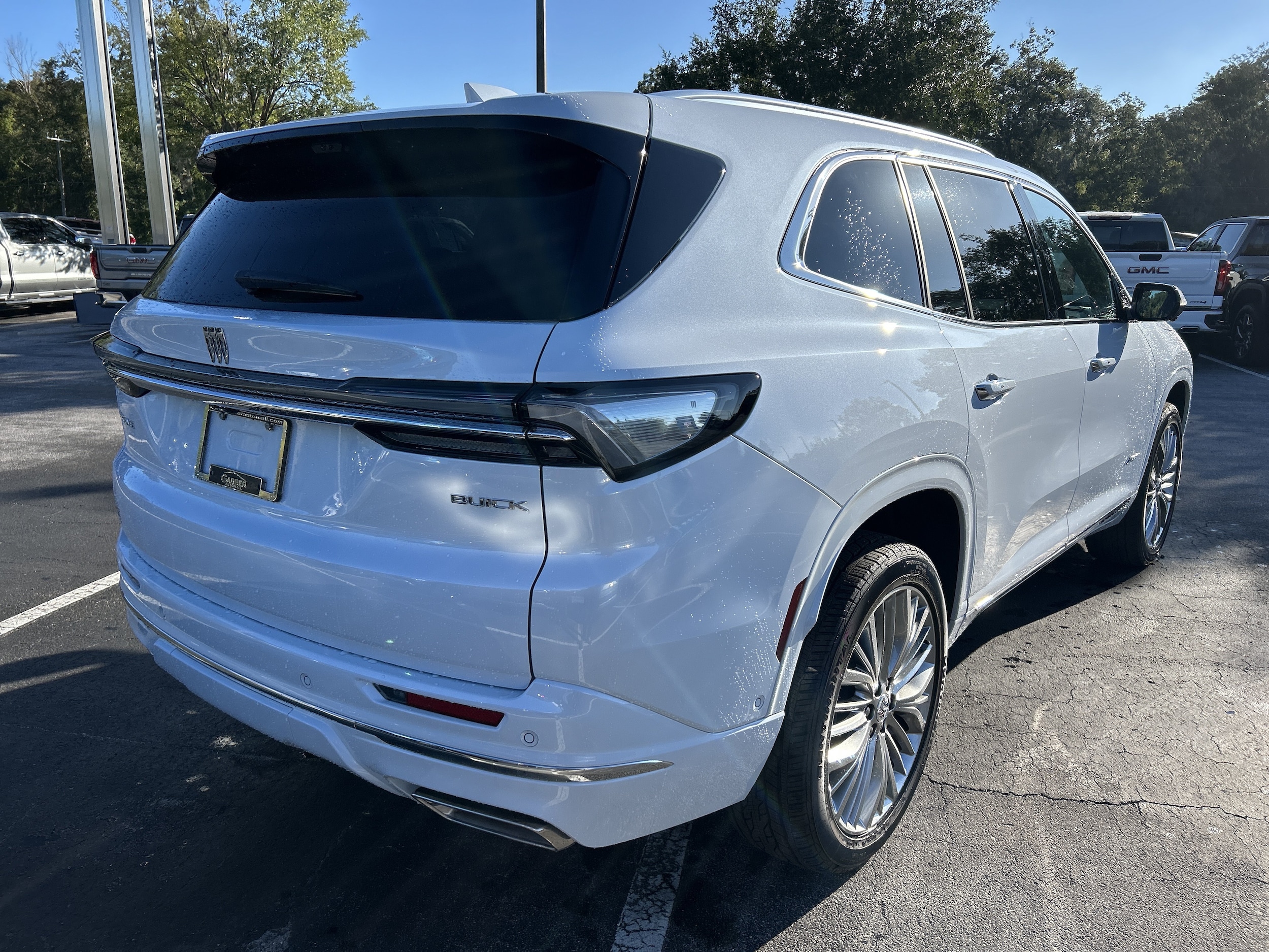 2027 Buick Enclave Avenir - Photo 8