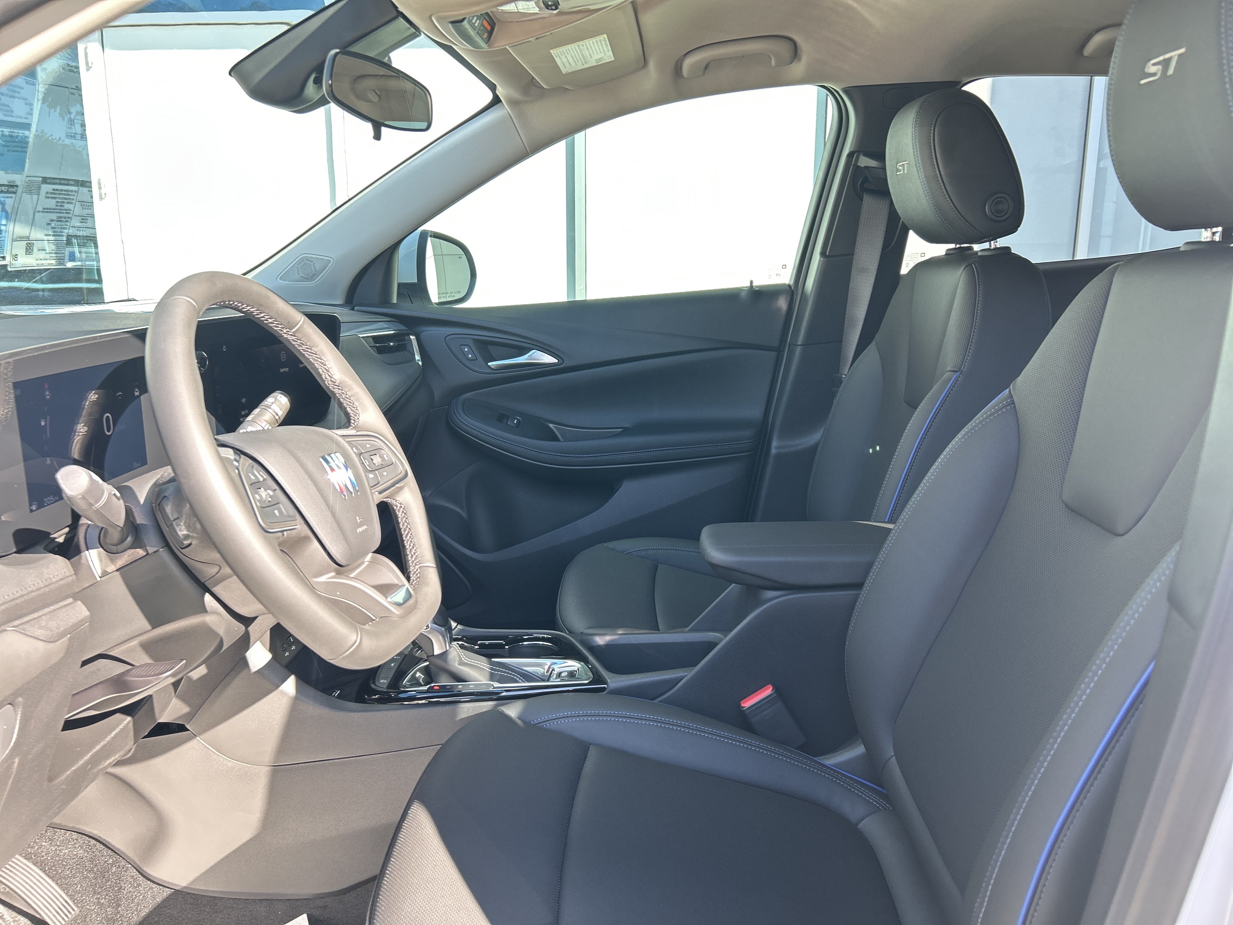 2026 Buick Encore GX Sport Touring - Photo 12