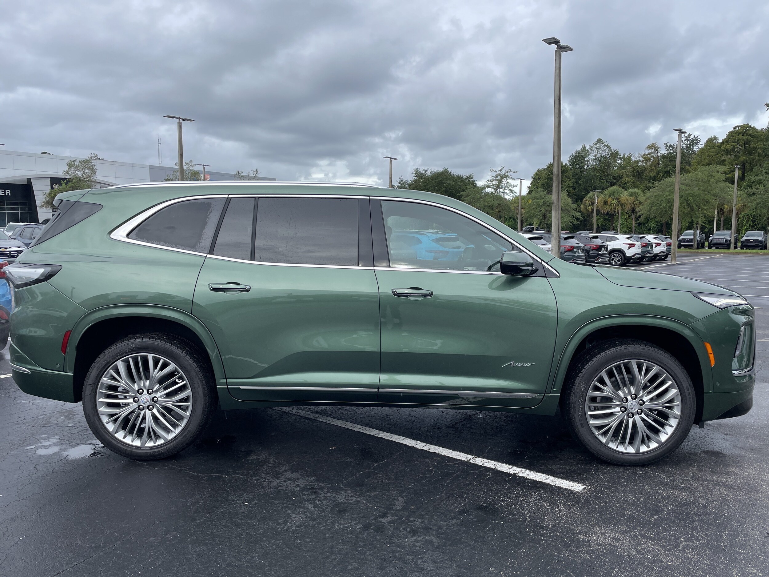 2027 Buick Enclave Avenir - Photo 9