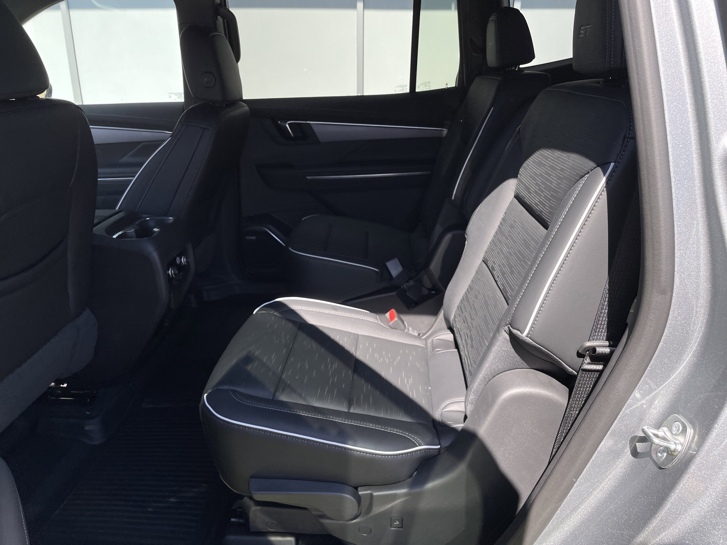 2026 Buick Enclave Sport Touring - Photo 33