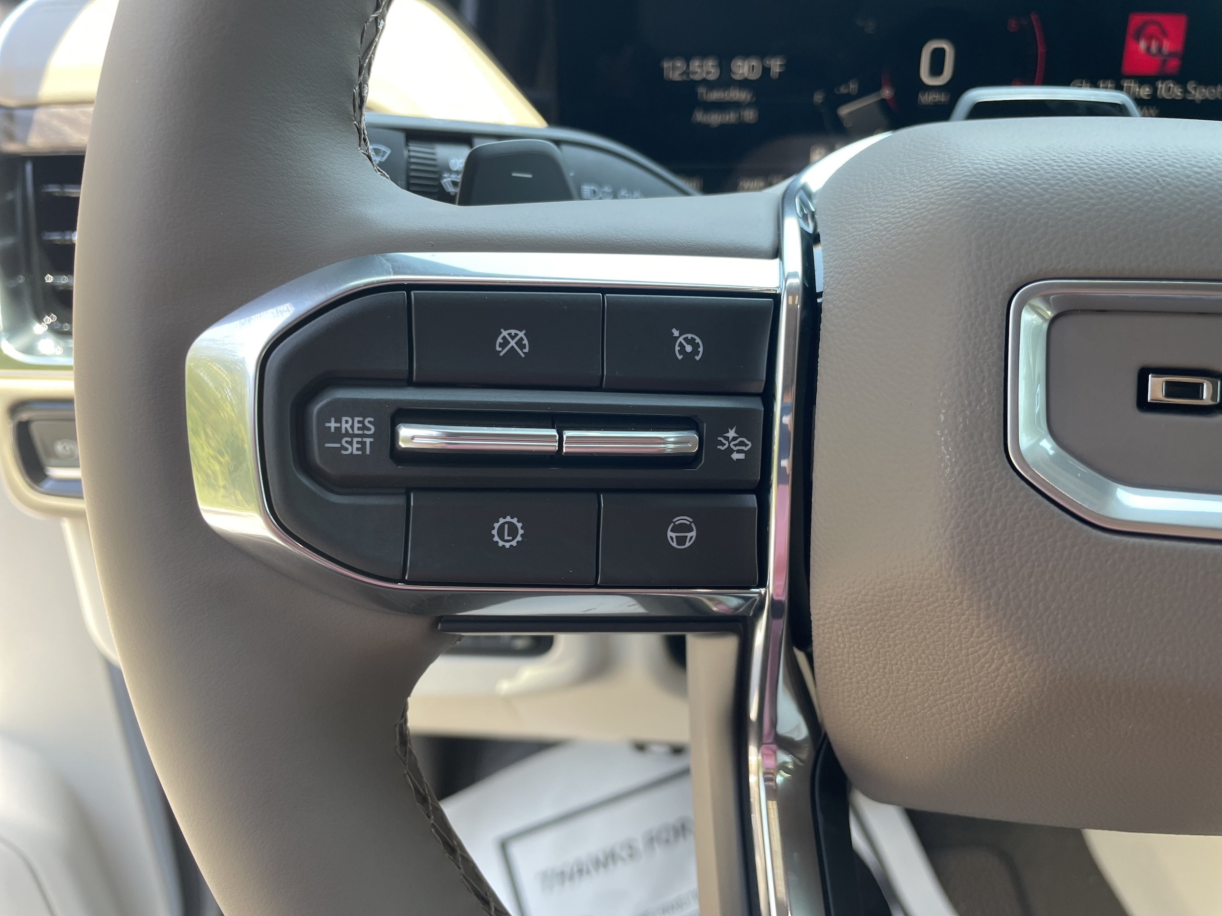 2026 GMC Yukon XL Denali - Photo 17