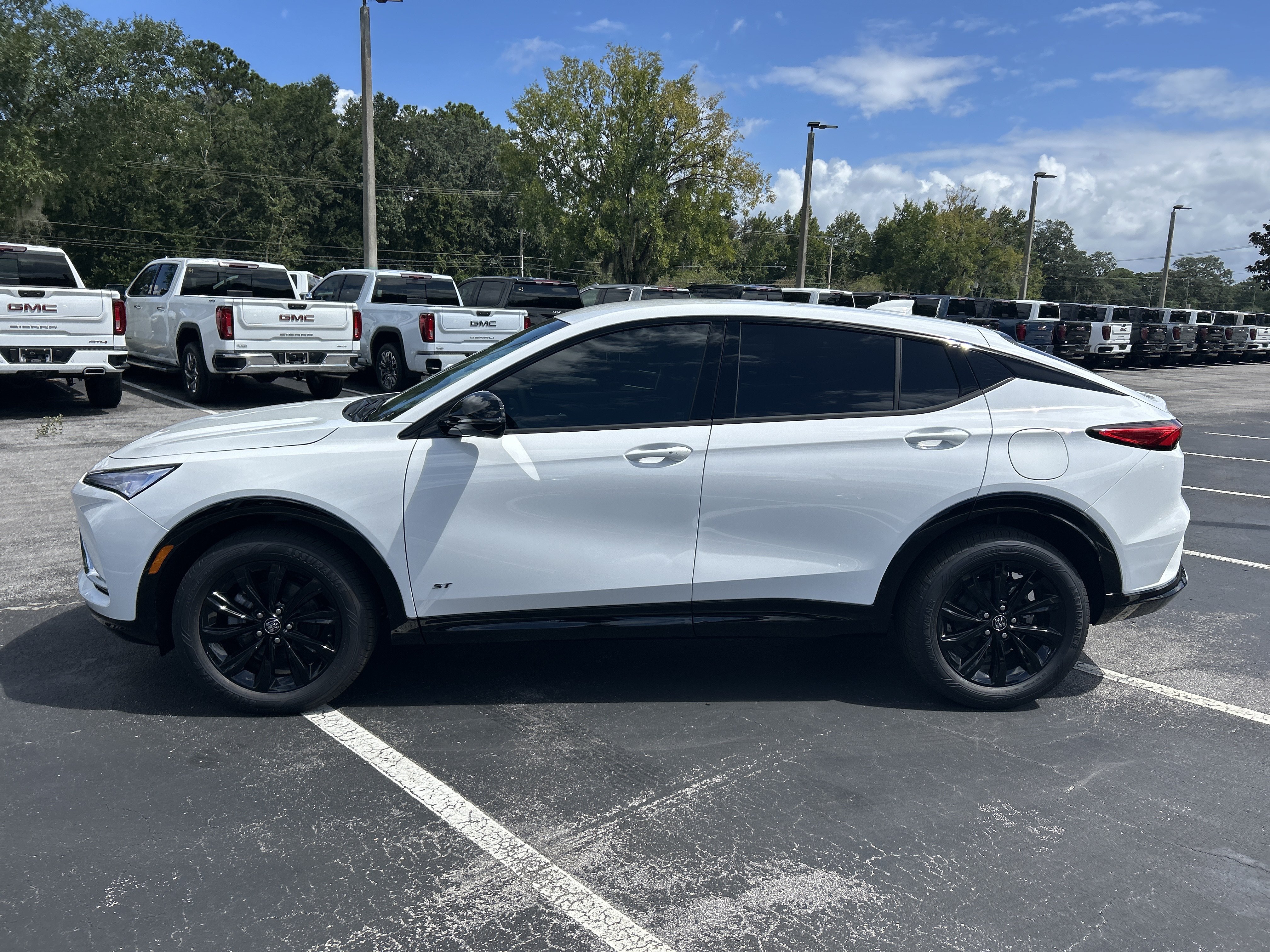 New 2026 Buick Envista Sport Touring SUV