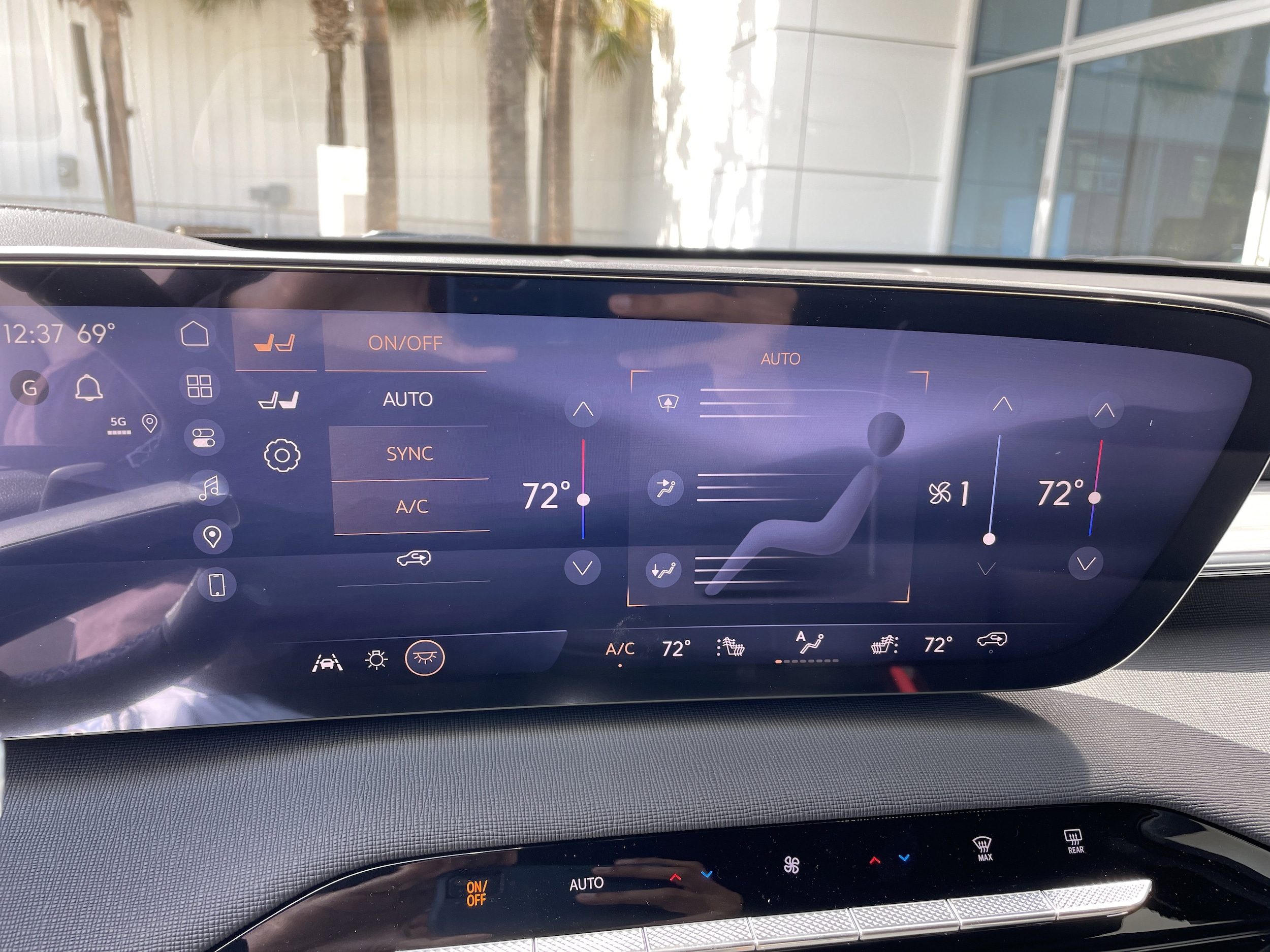 2026 Buick Enclave Preferred - Photo 24