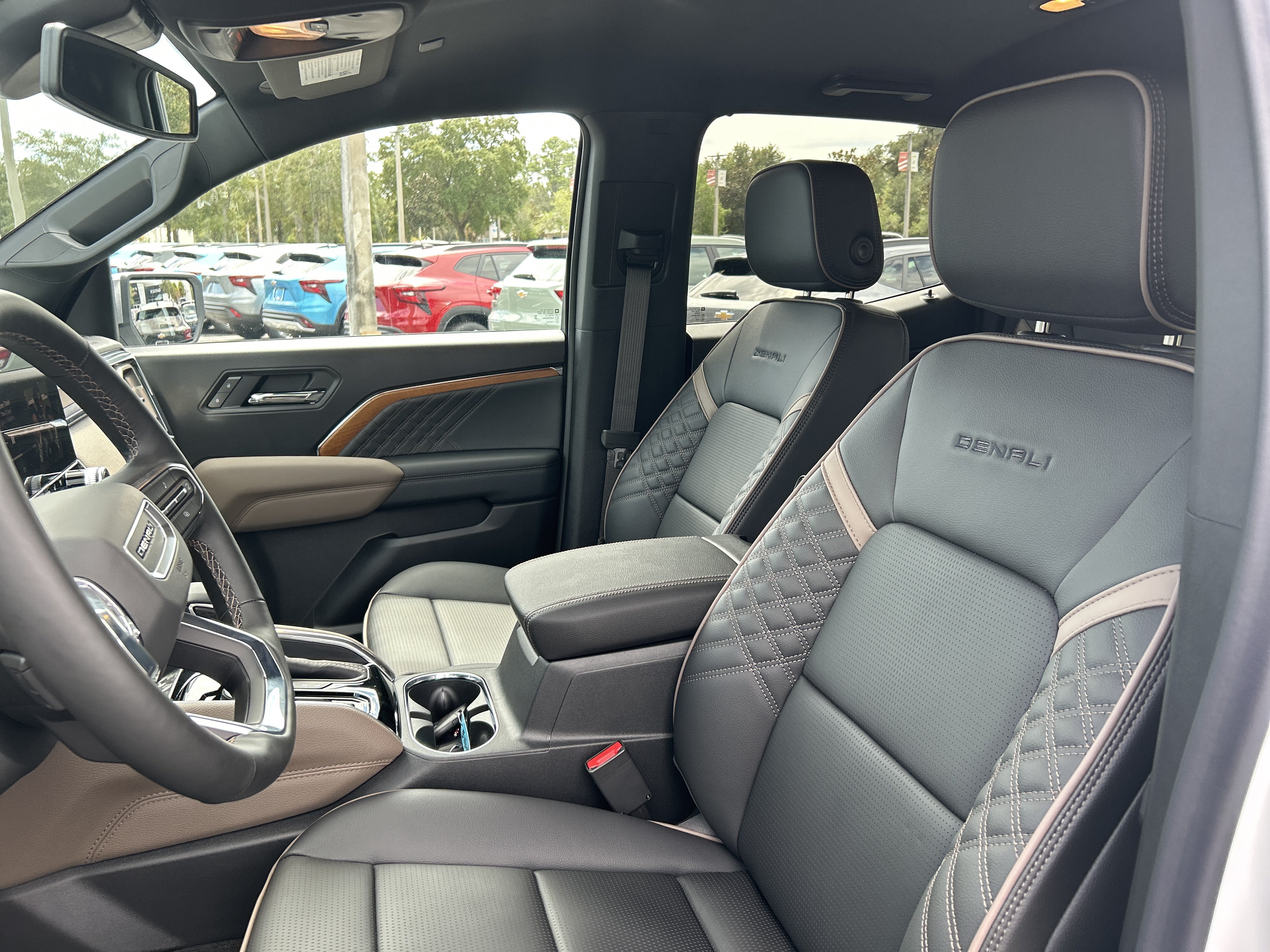 2026 GMC Canyon Denali - Photo 14