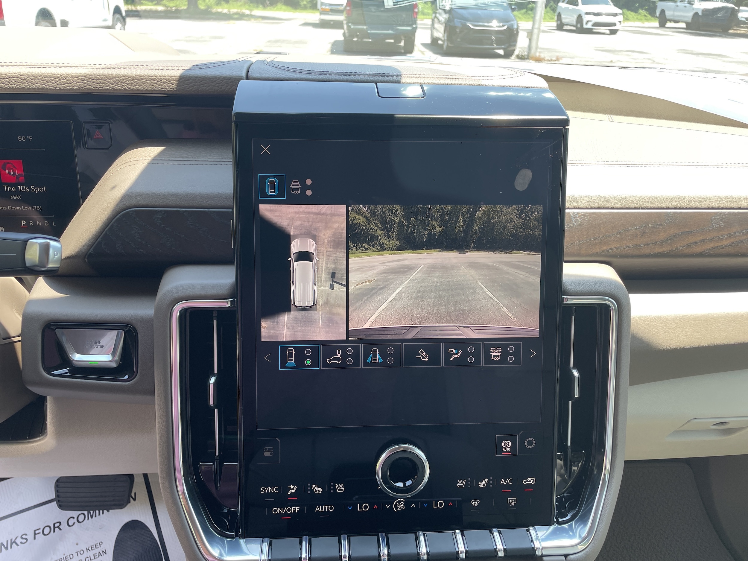 2026 GMC Yukon XL Denali - Photo 23