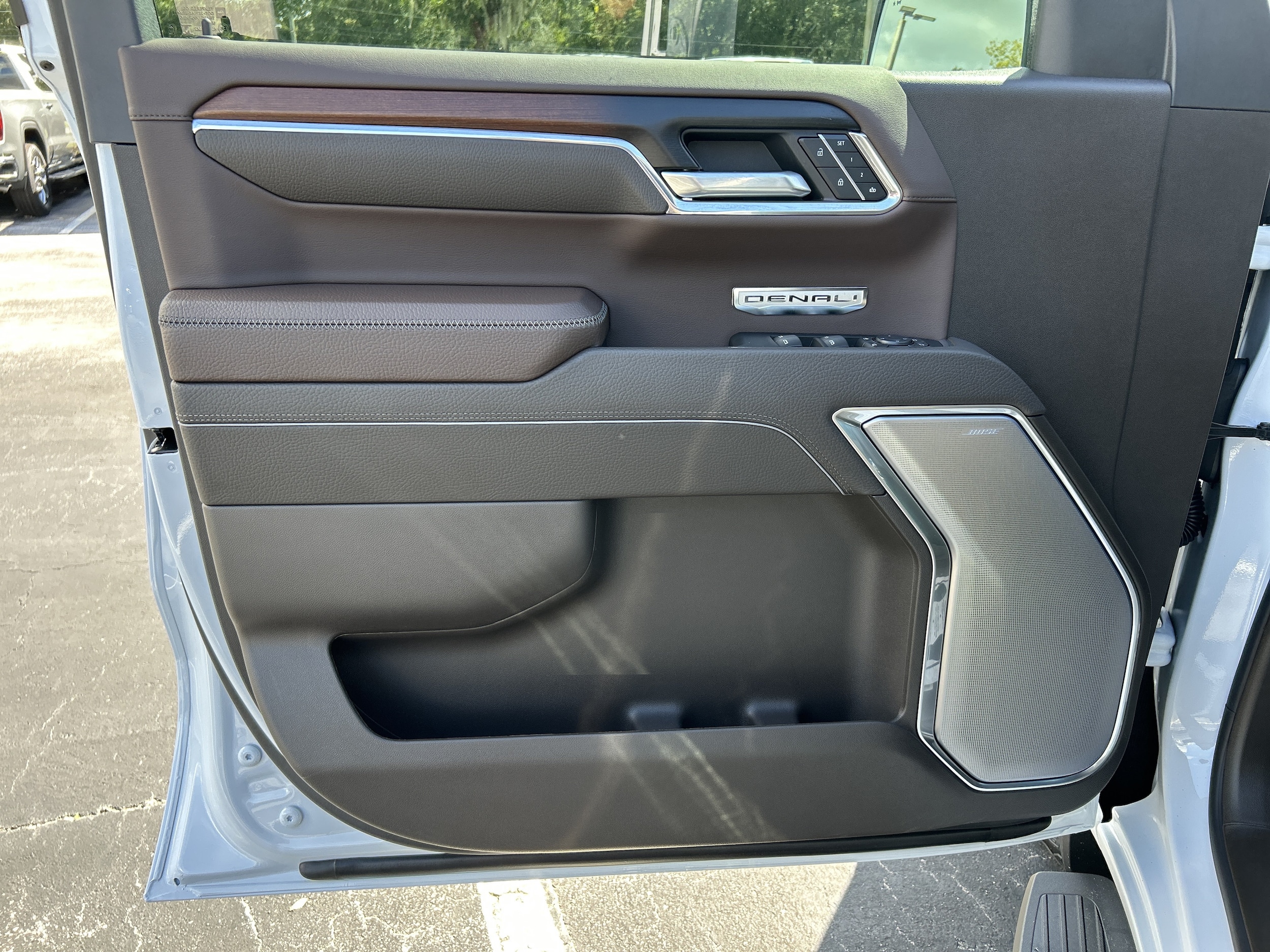 2026 GMC Sierra 1500 Denali - Photo 9