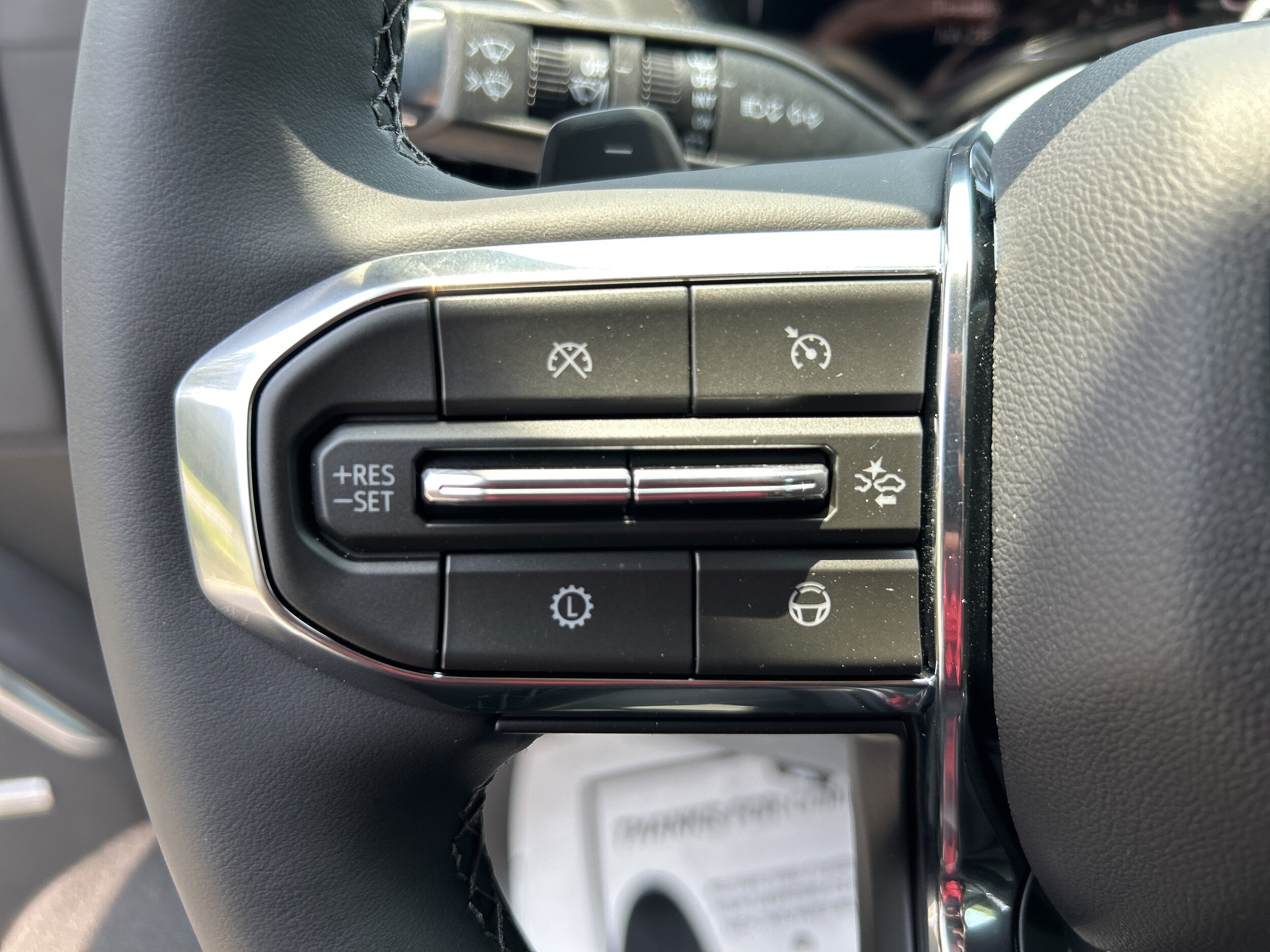 2026 GMC Yukon XL Denali - Photo 22