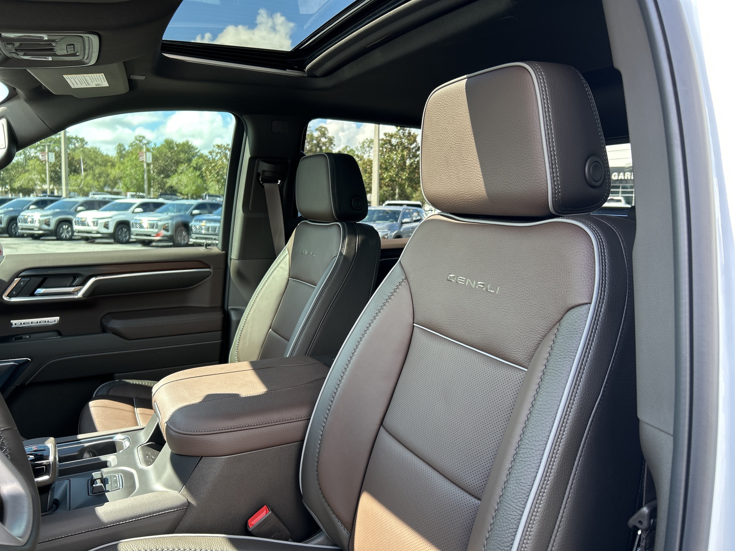 2026 GMC Sierra 1500 Denali - Photo 13