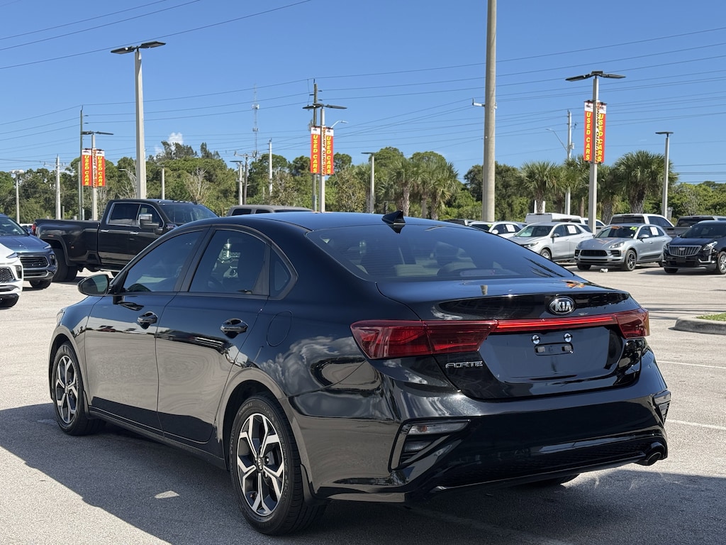 Used 2020 Kia Forte LXS Sedan