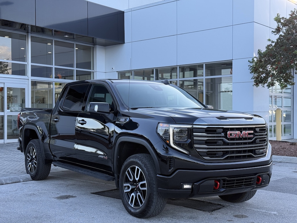 Used 2022 GMC Sierra 1500 AT4 Truck Crew Cab