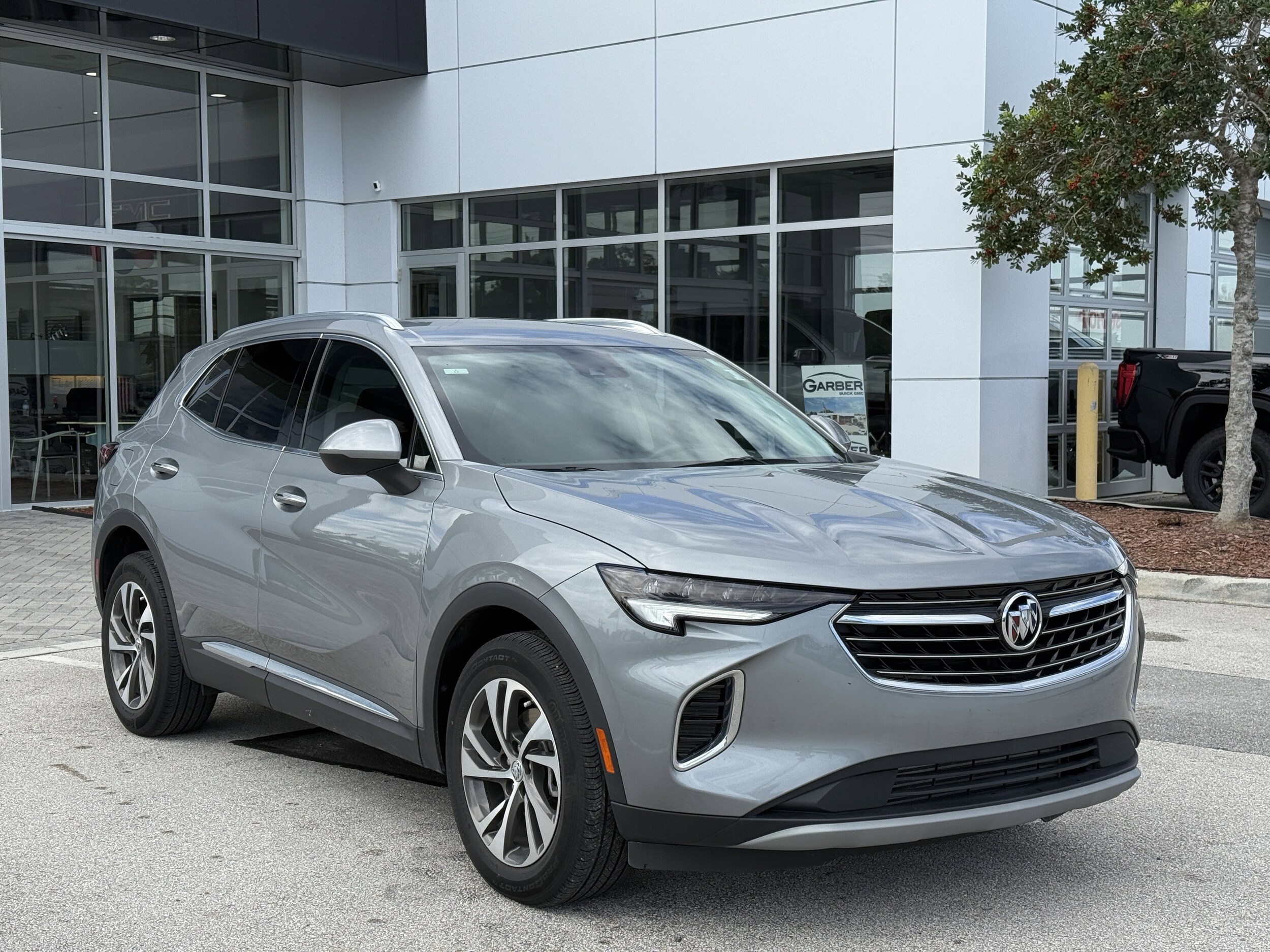2023 Buick Envision Essence photo 4